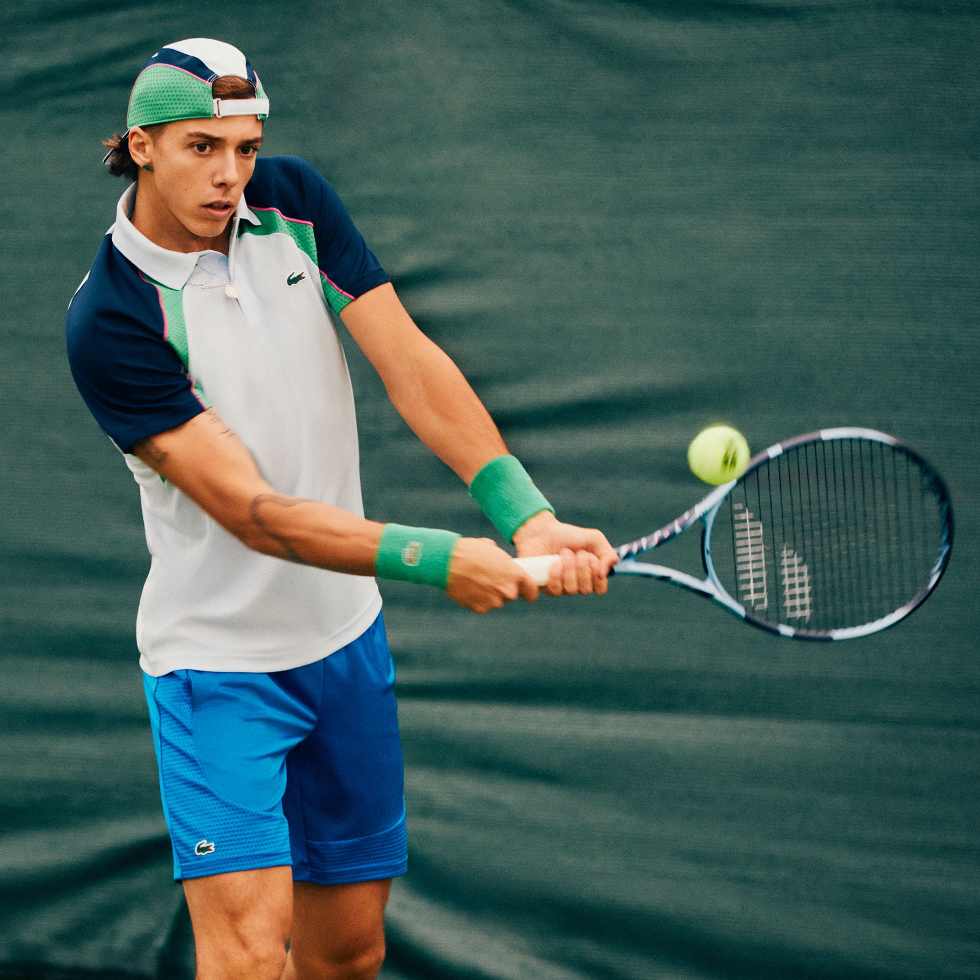 配色パネルテニスポロシャツ