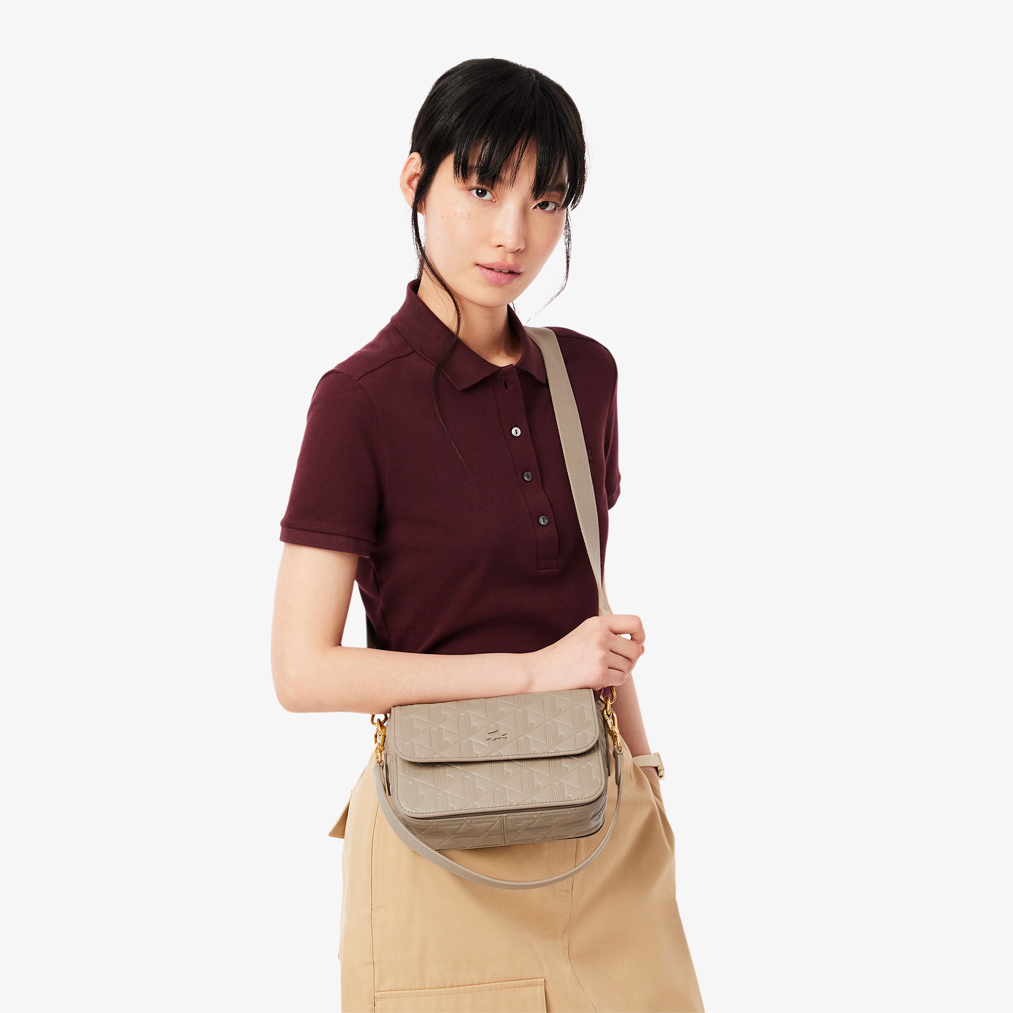 マヘキ レザーメッセンジャーバッグ