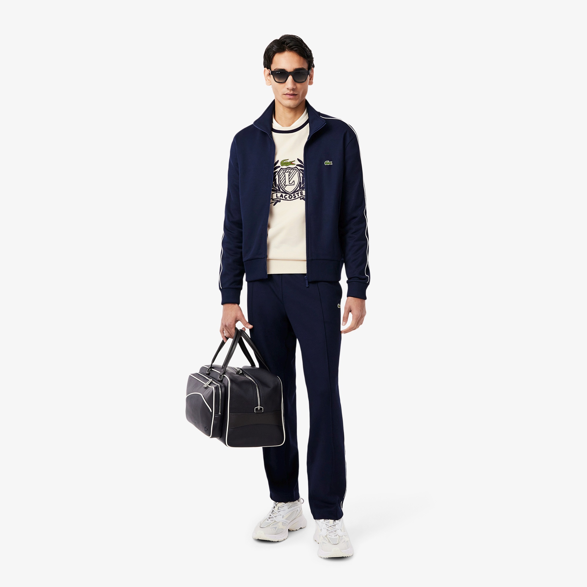 ハンドステッチ風フレンチグラフィックTシャツ