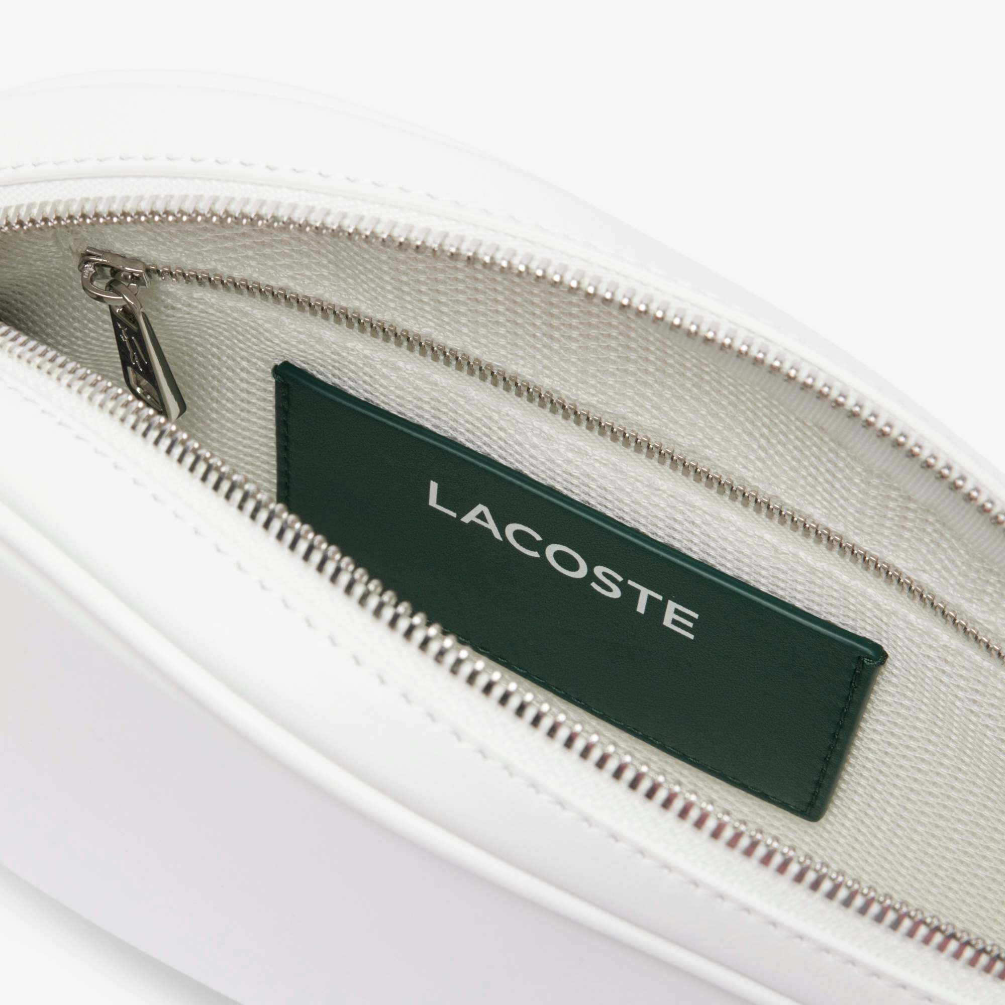 『25SS Fashion Show』ランウェイ レザーラケットバッグ