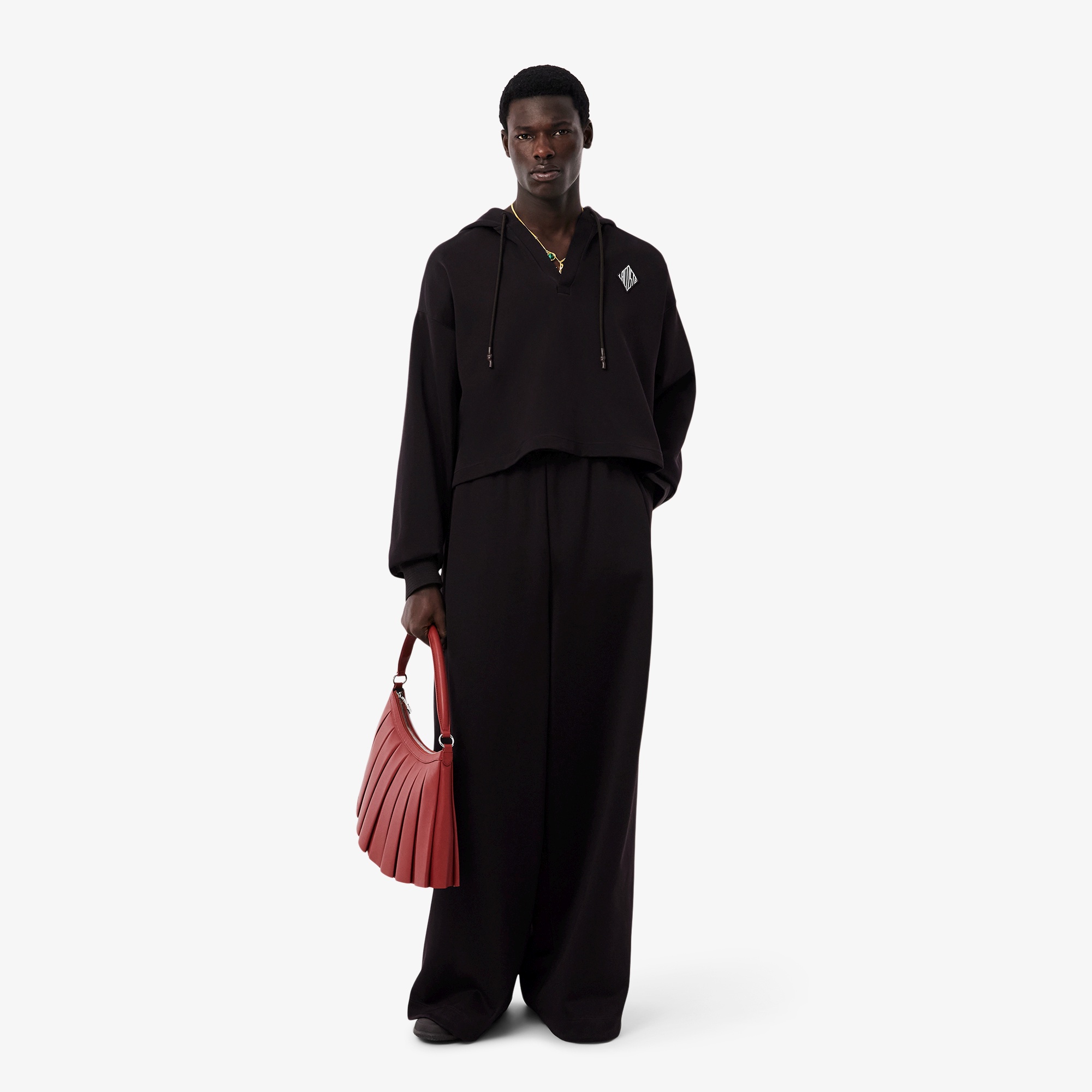 『25SS Fashion Show』 スキッパーネッククロップドフーディー