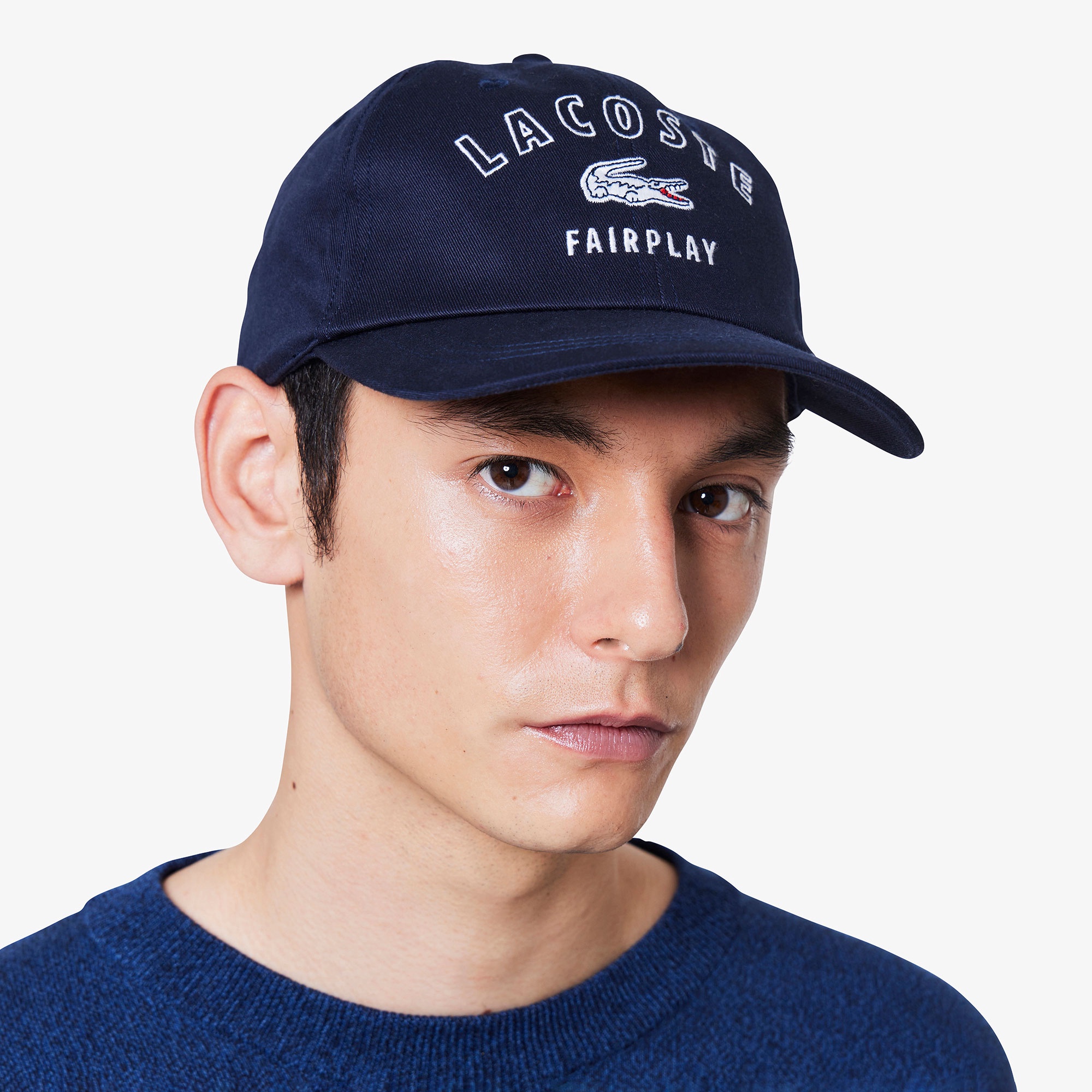 刺繍入り6方キャップ