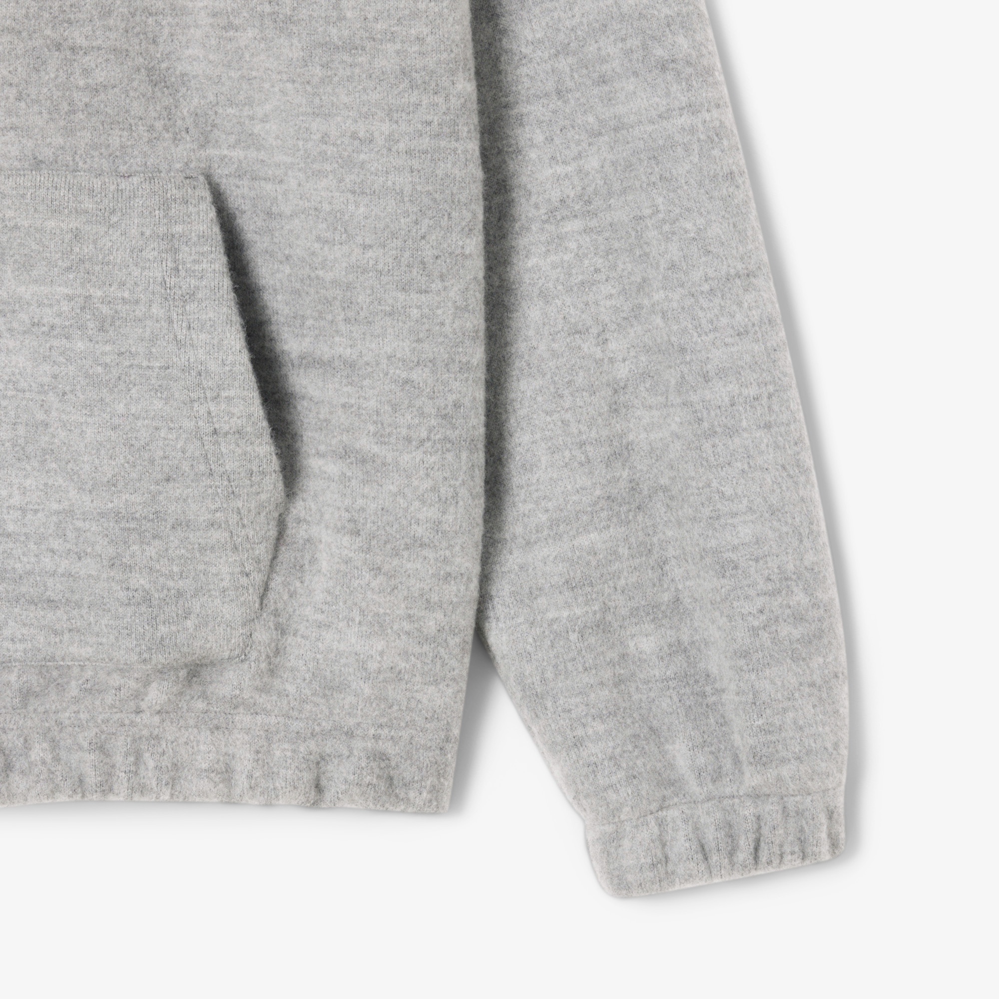 シグネチャーステッチスウェットフーディー