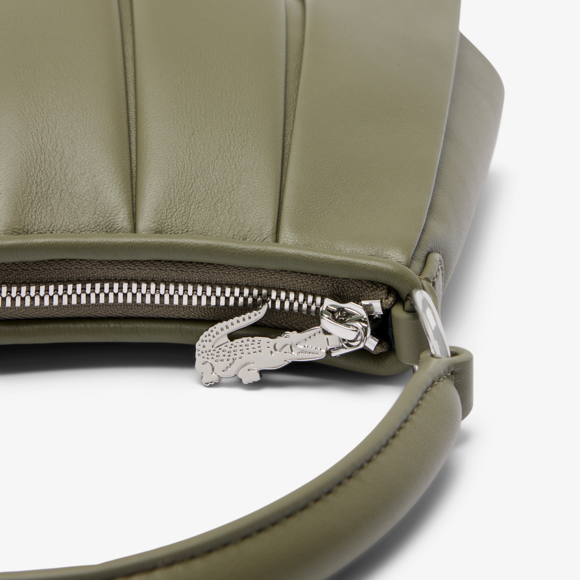 ランラン レザーショルダーバッグ