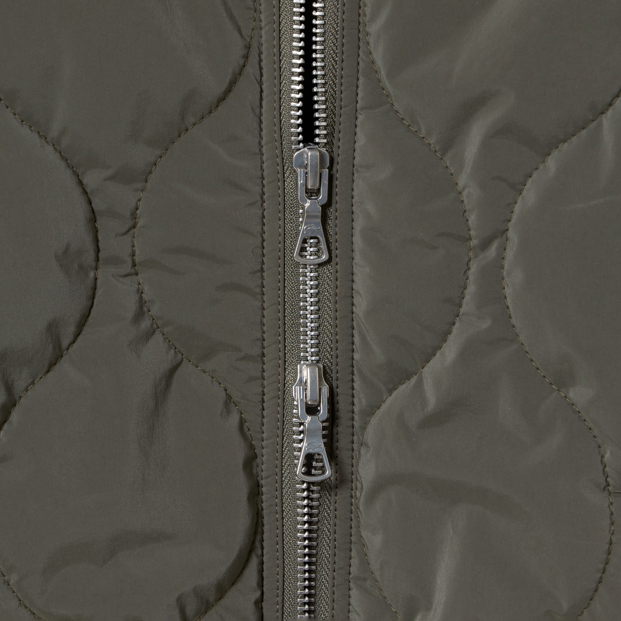 キルティングジップブルゾン