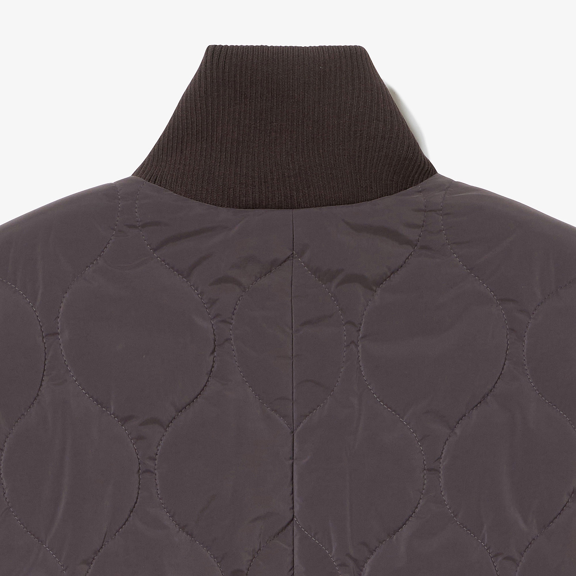 キルティングジップブルゾン