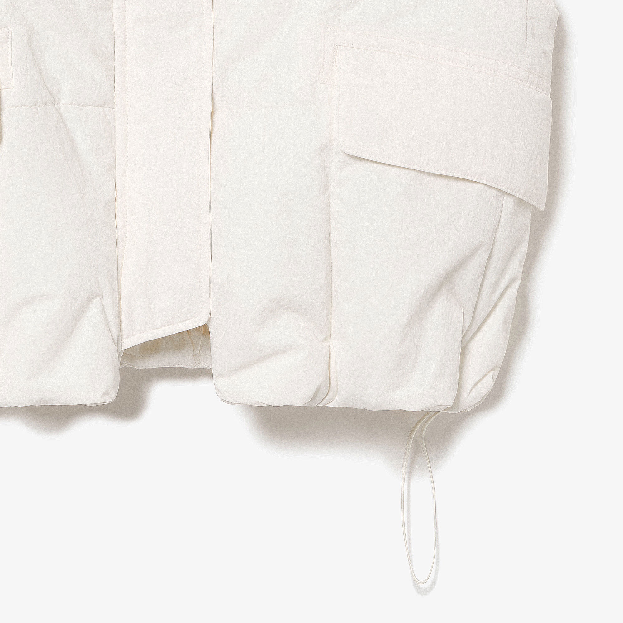 クロップド撥水中綿ベスト