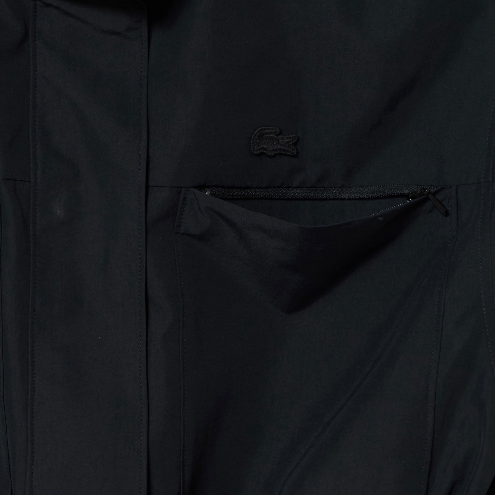 ユーティリティマウンテンパーカ