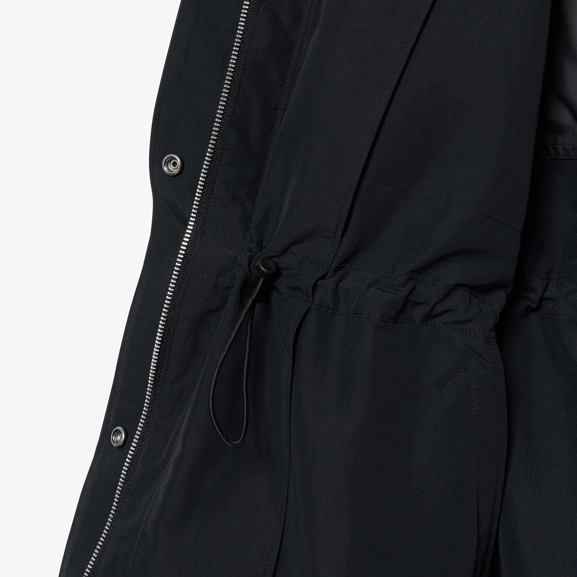 ユーティリティマウンテンパーカ