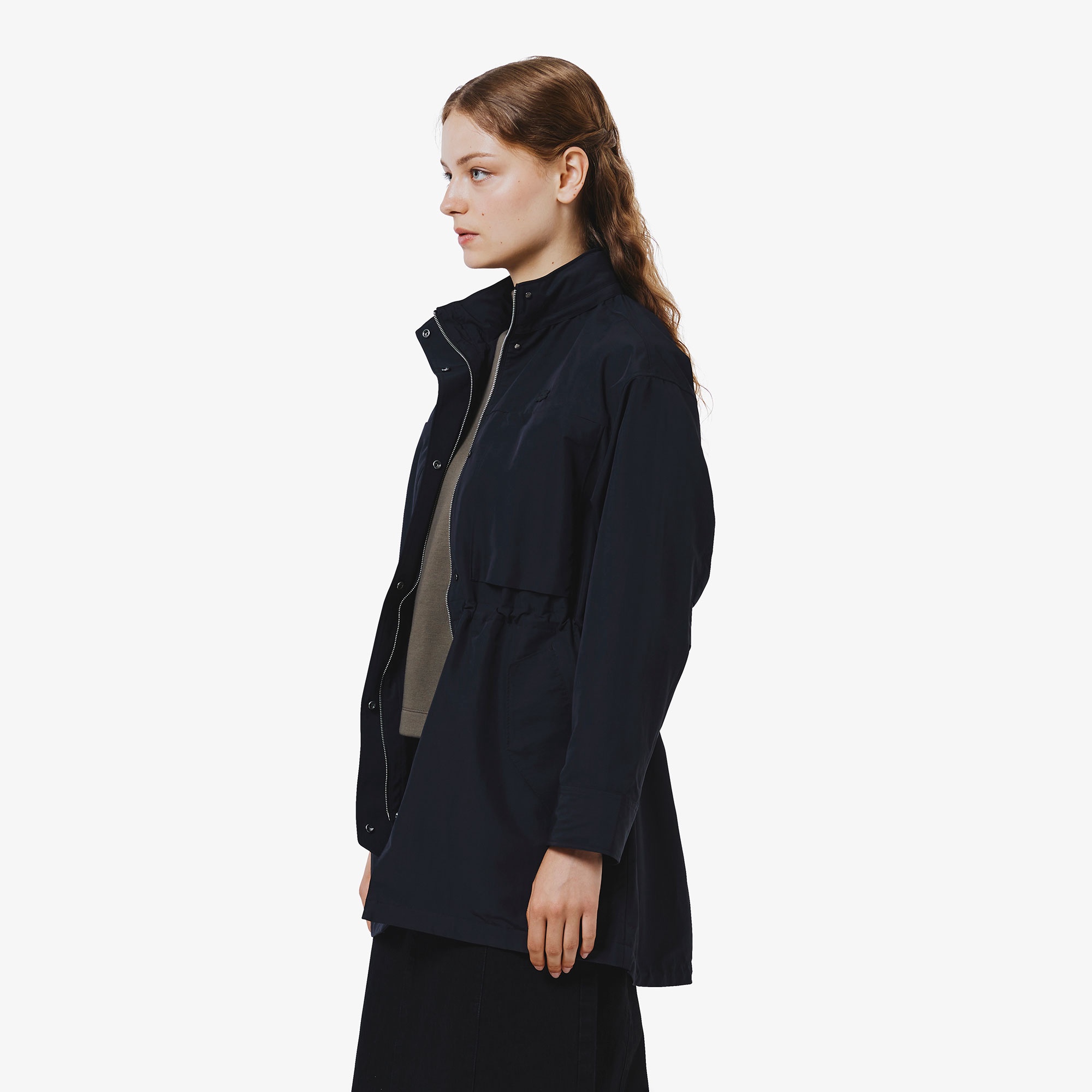 ユーティリティマウンテンパーカ