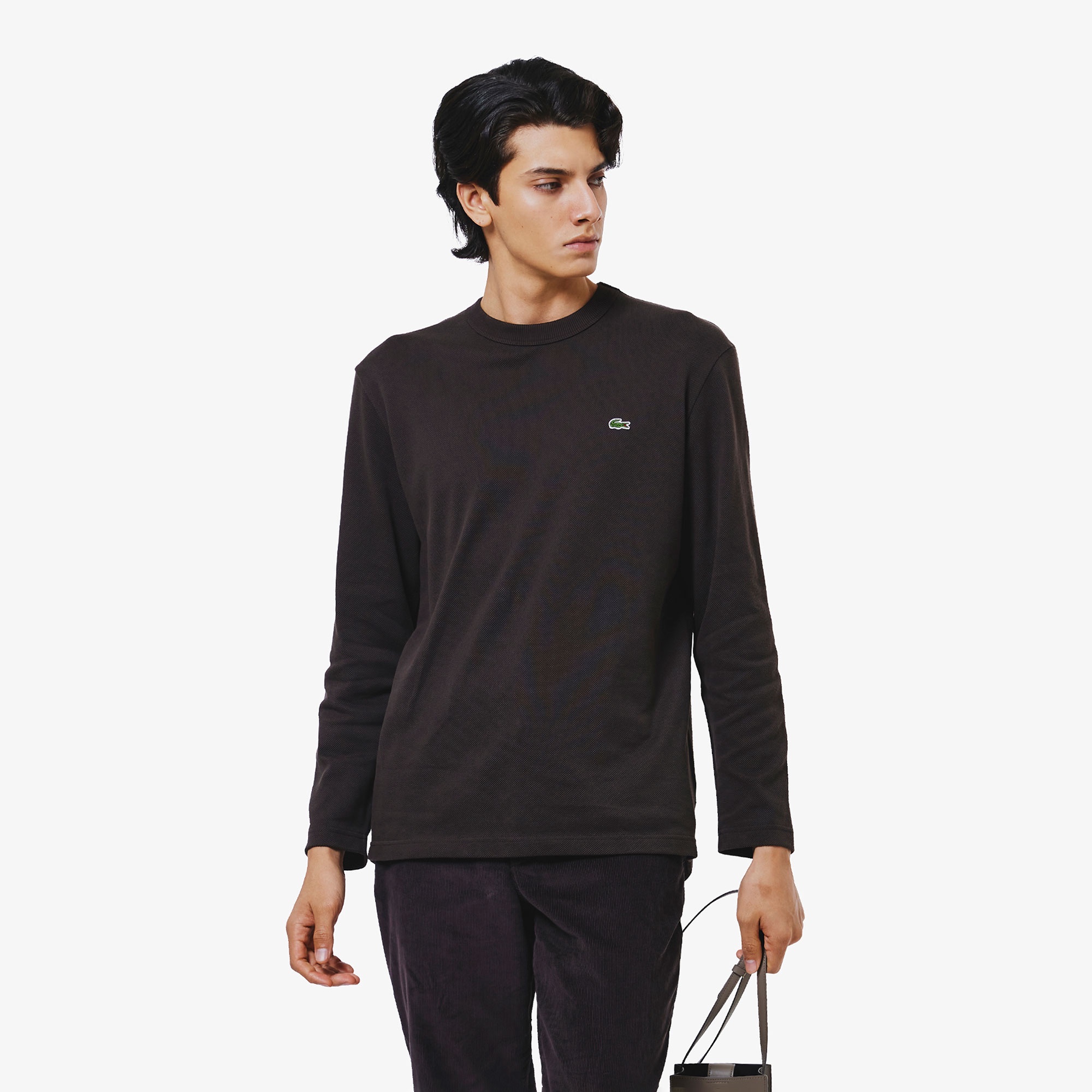 クラシックフィットロングスリーブTシャツ