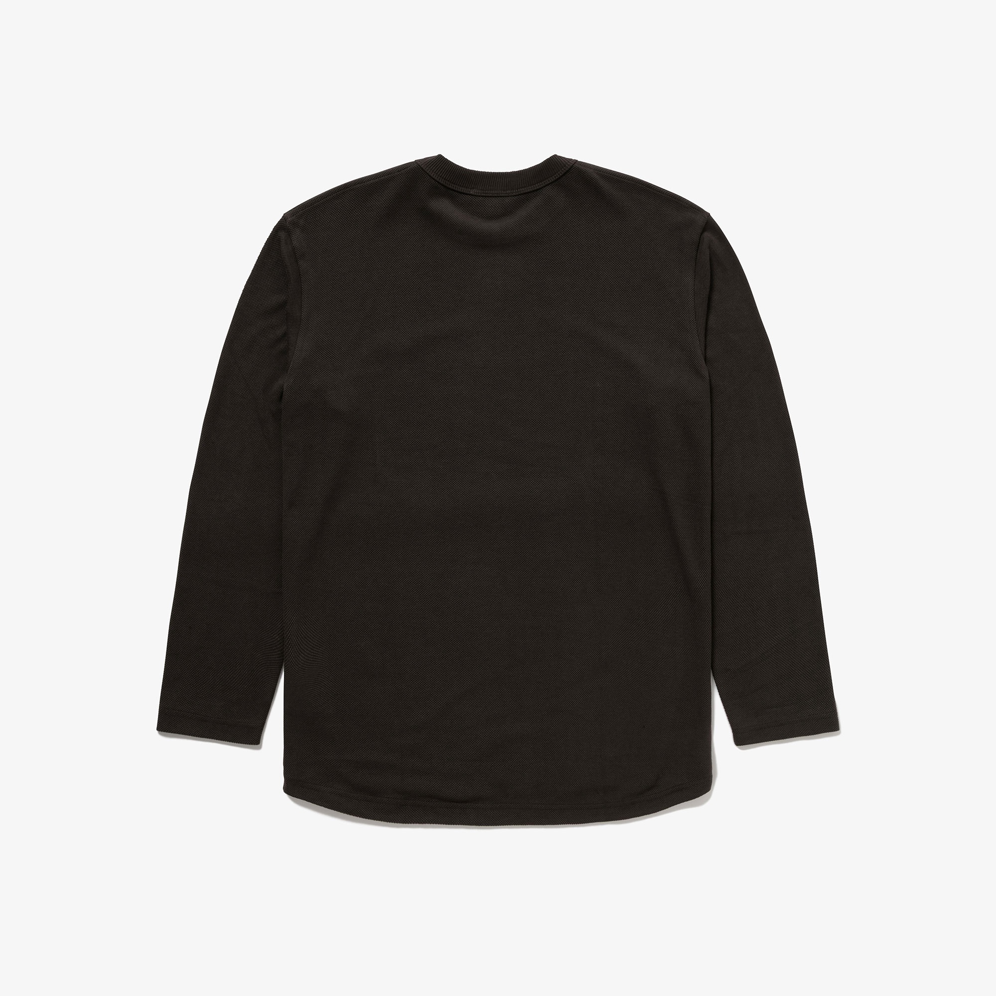 クラシックフィットロングスリーブTシャツ