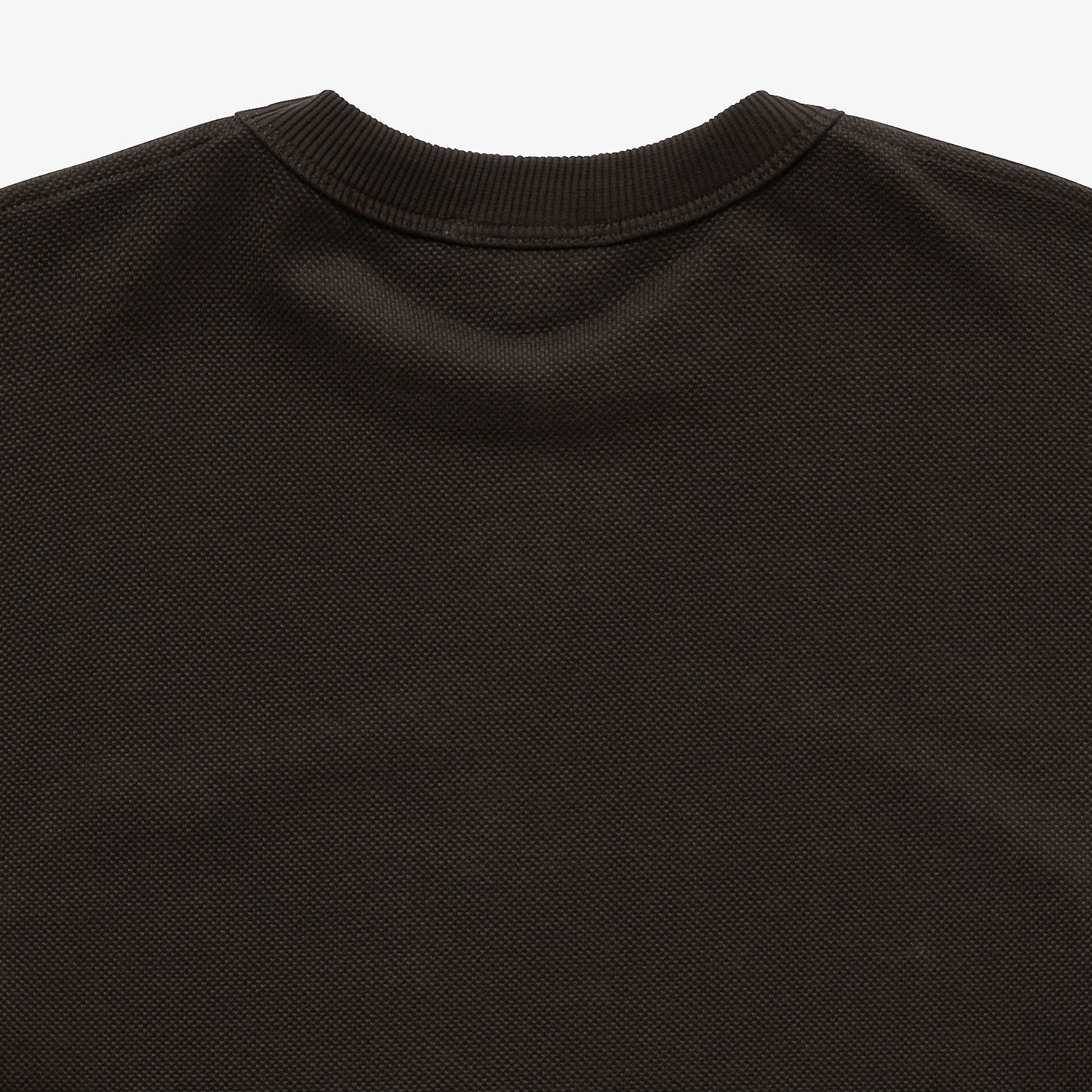 クラシックフィットロングスリーブTシャツ