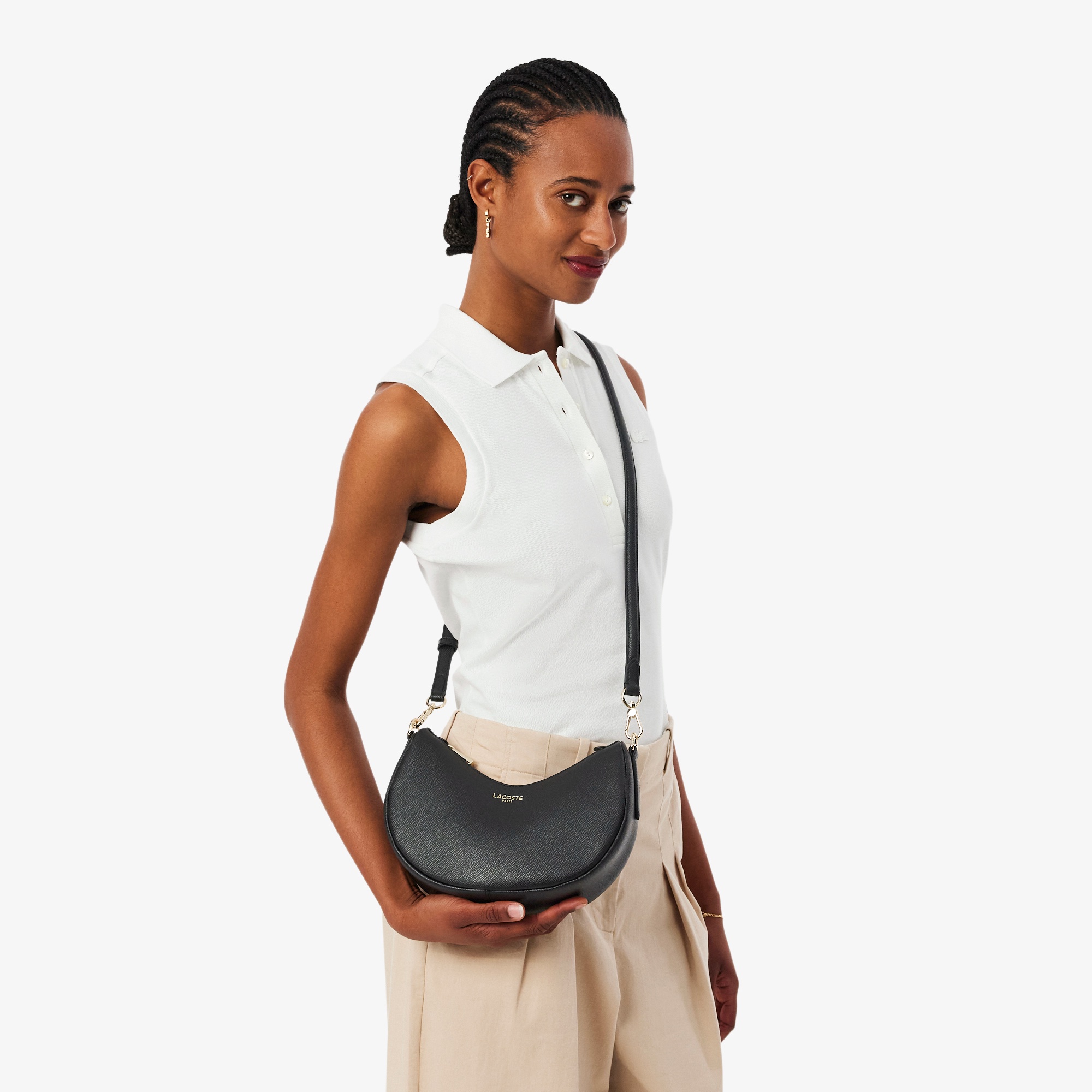 シャンゼリゼ レザーハーフムーンショルダーバッグ