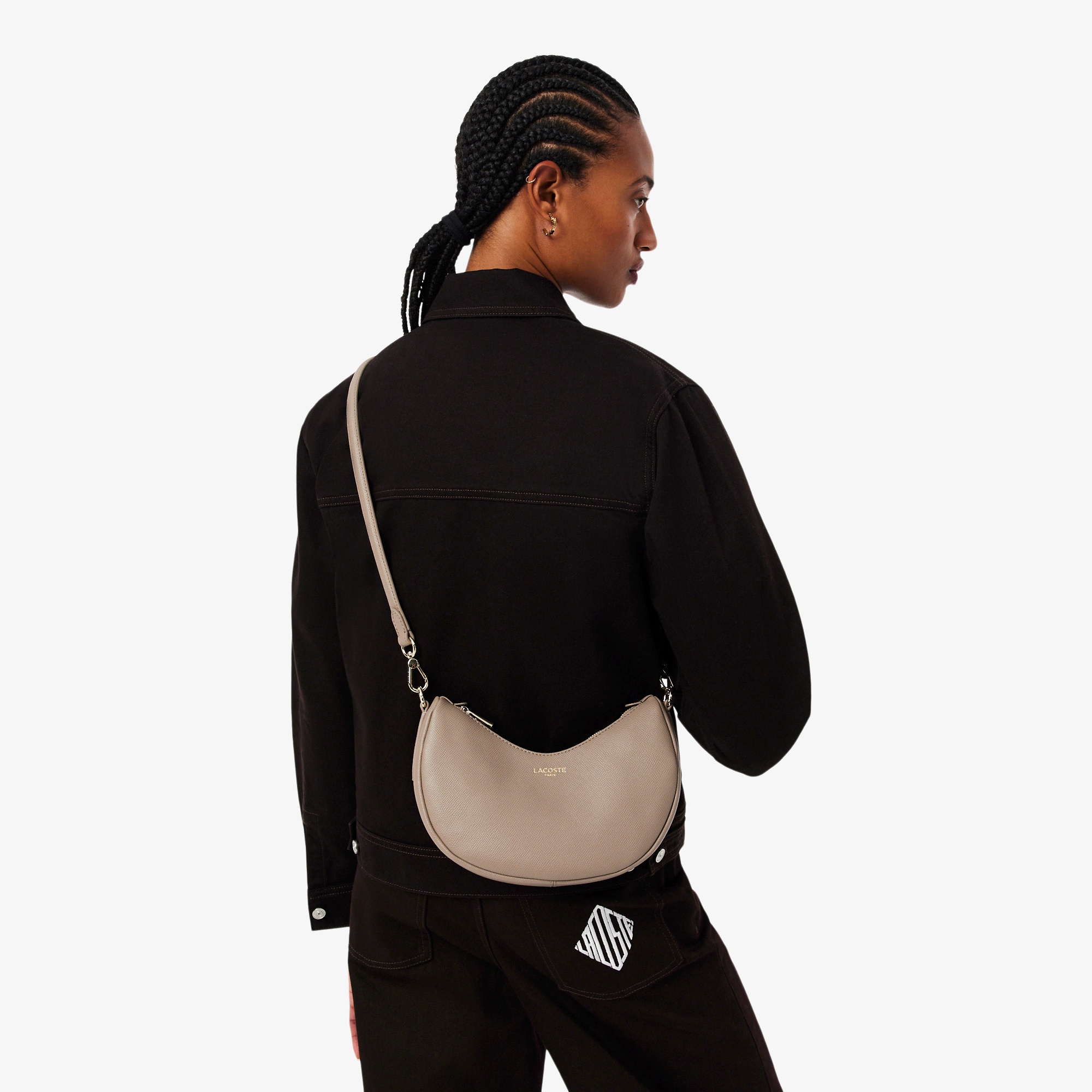 シャンゼリゼ レザーハーフムーンショルダーバッグ