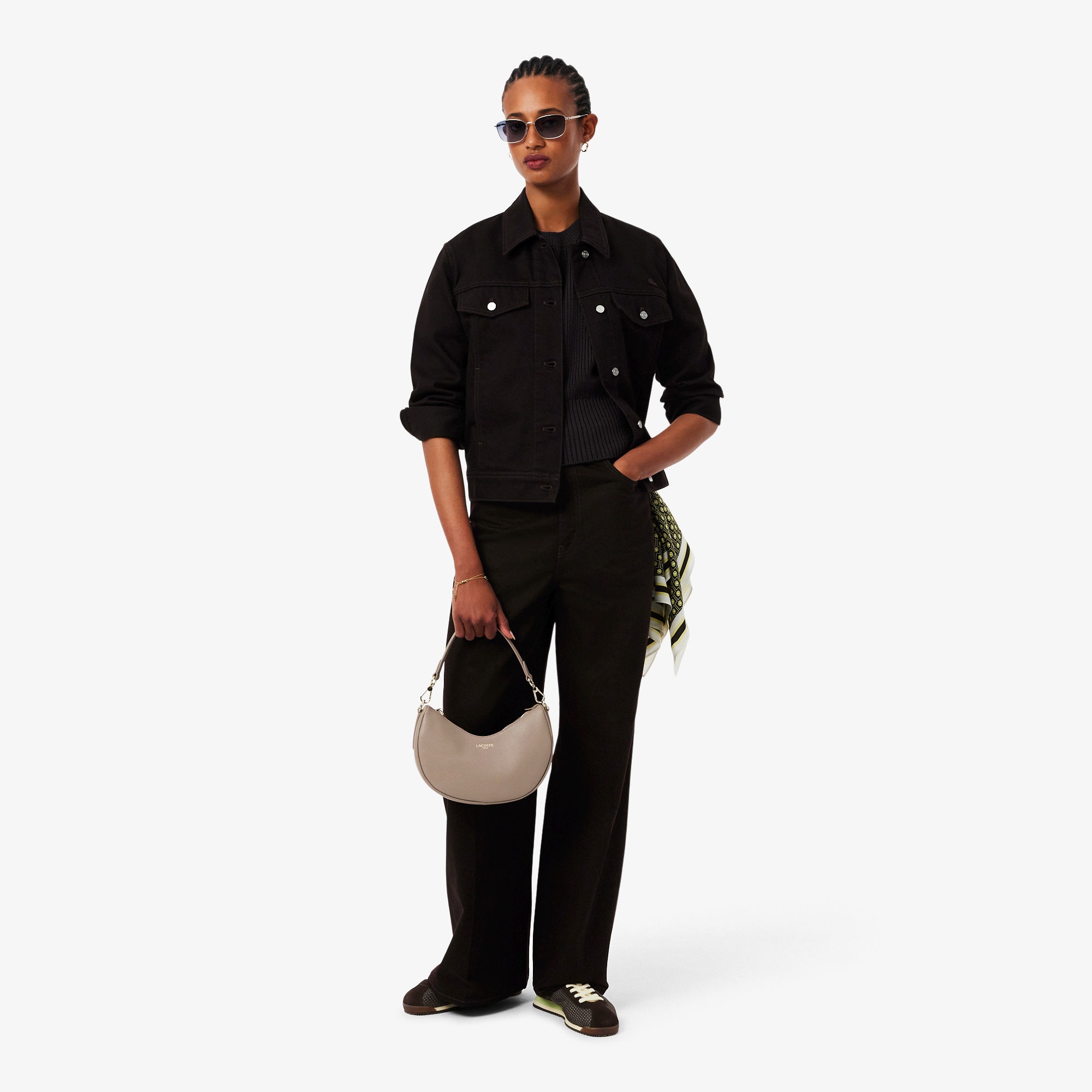 シャンゼリゼ レザーハーフムーンショルダーバッグ