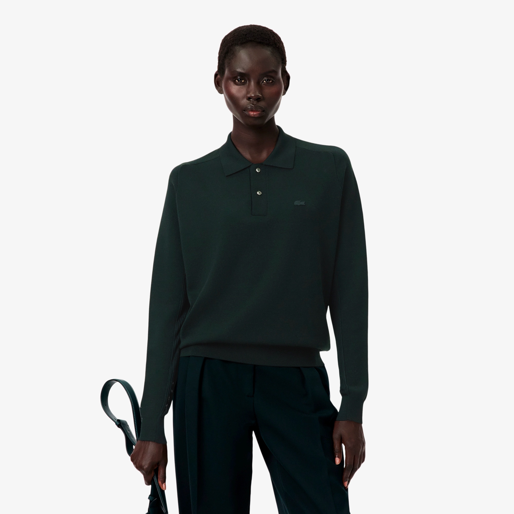 『FW25 Fashion Show』ウールブレンドポロカラーニットセーター