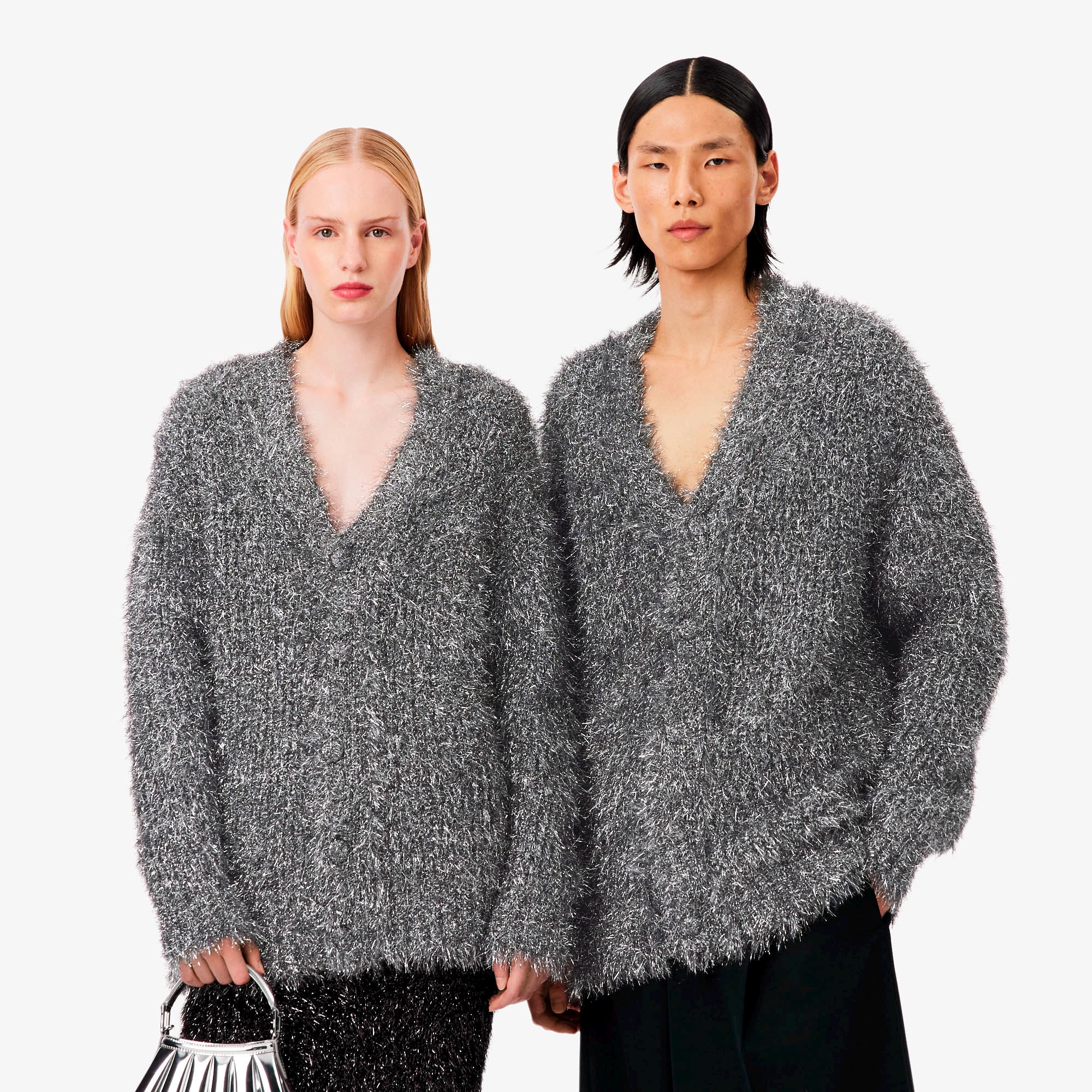 『FW25 Fashion Show』ルレックスニットカーディガン