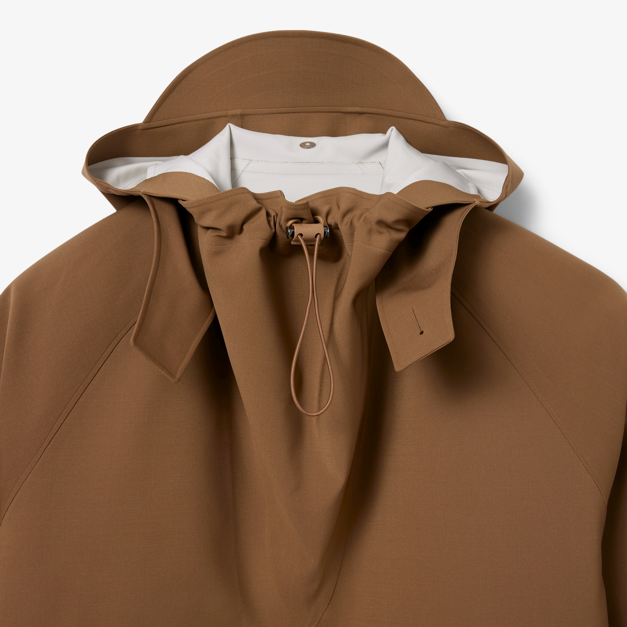 『FW25 Fashion Show』ウールブレンドウィンドブレーカー