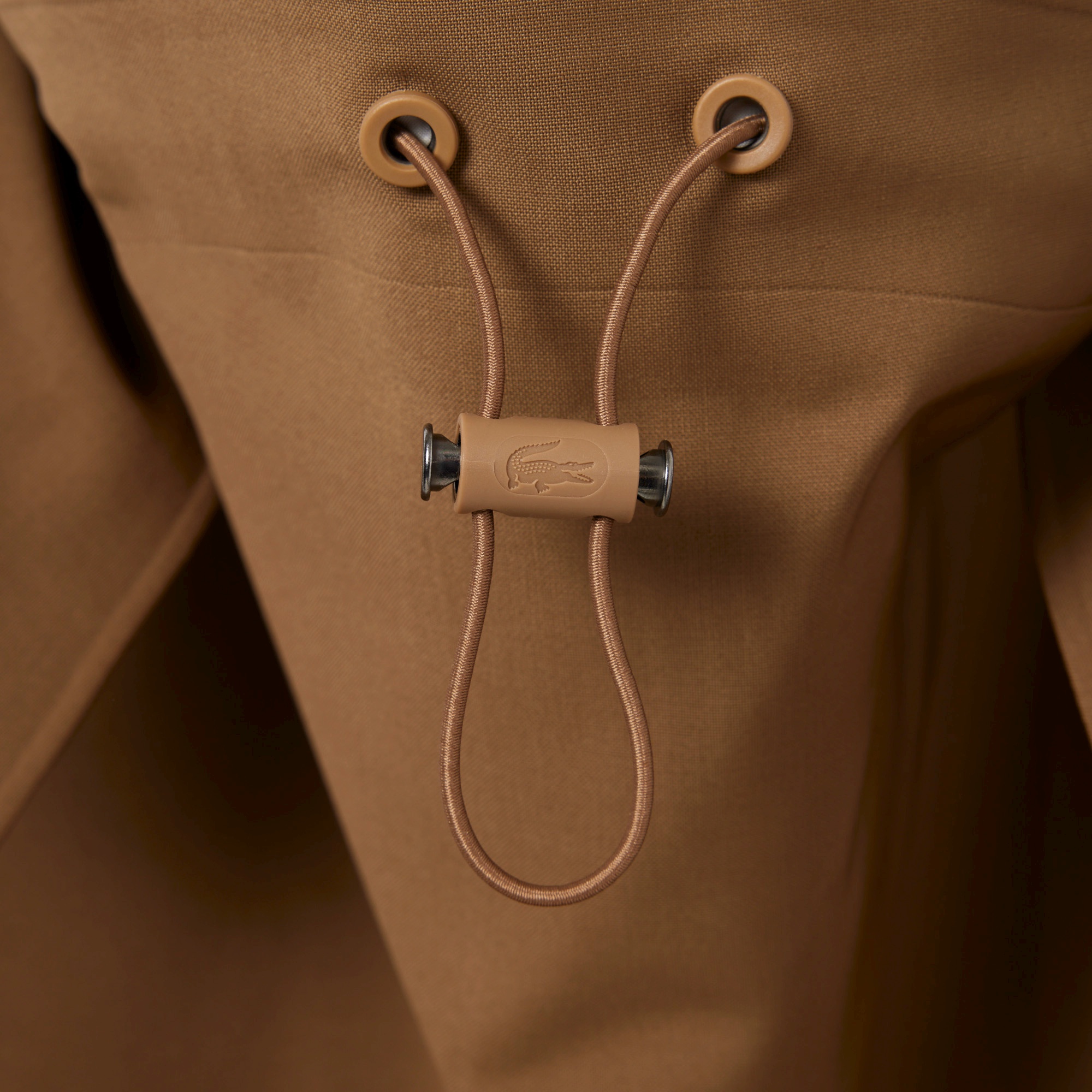 『FW25 Fashion Show』ウールブレンドウィンドブレーカー