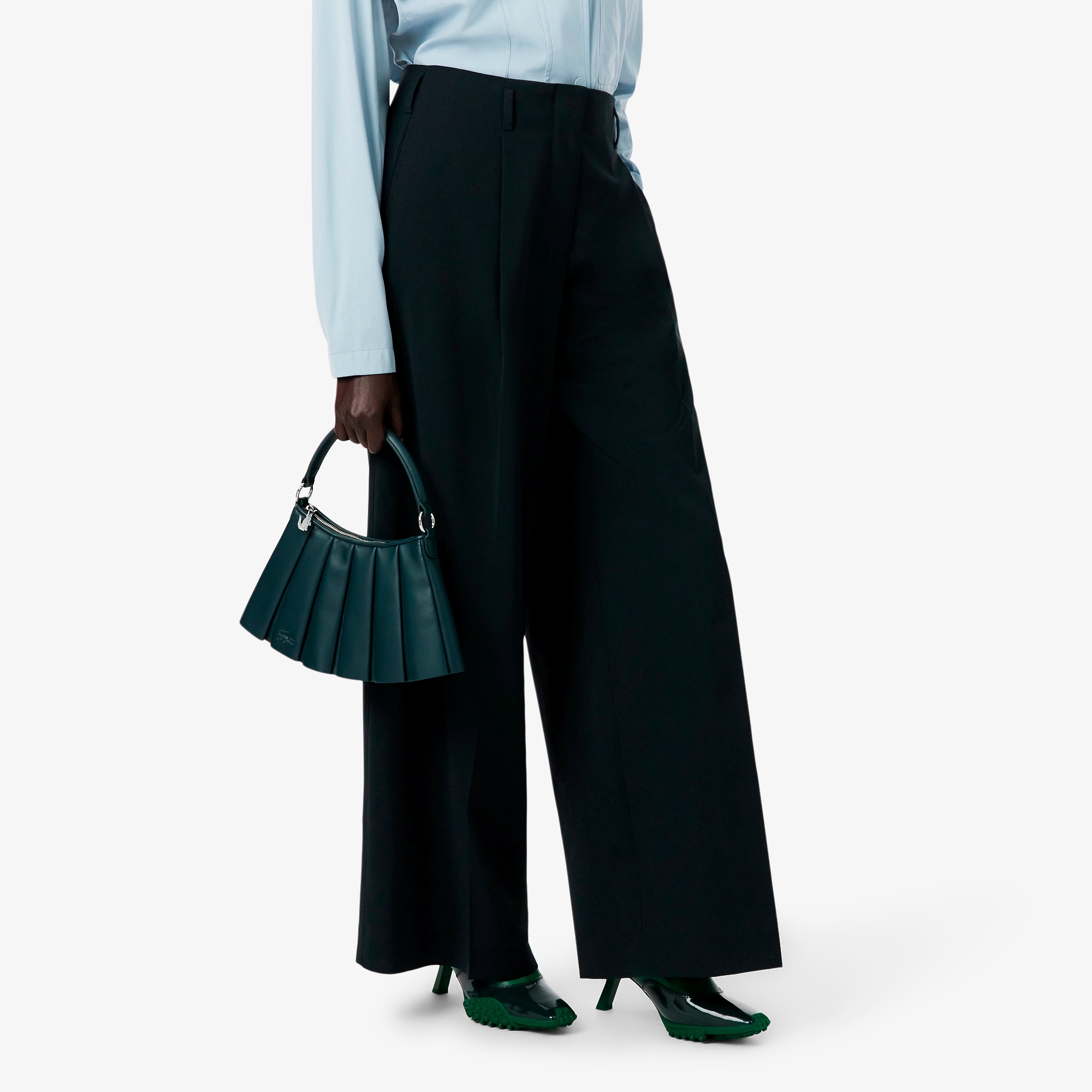 『FW25 Fashion Show』ウールブレンドワイドパンツ