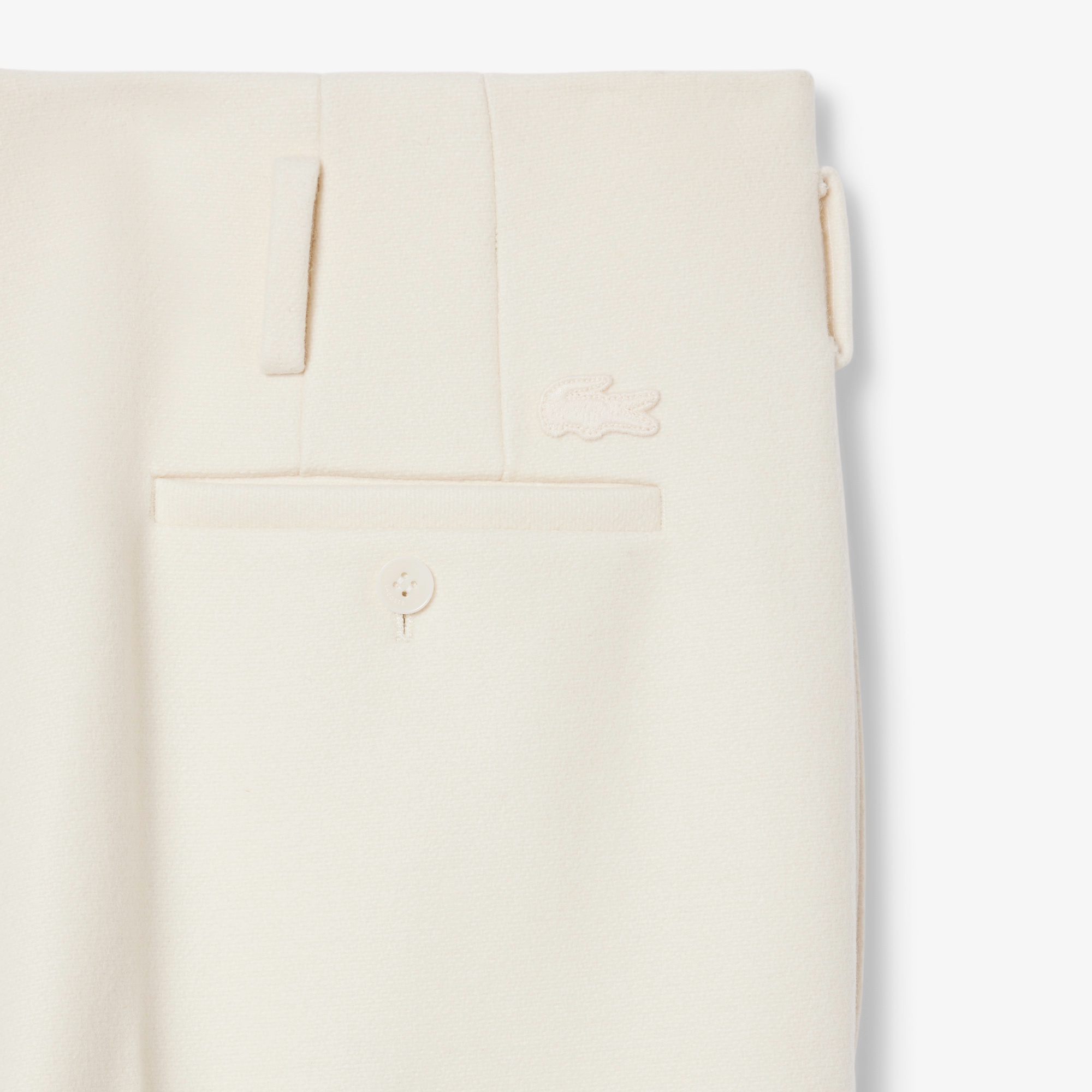 『FW25 Fashion Show』レギュラーフィットホワイトウールパンツ