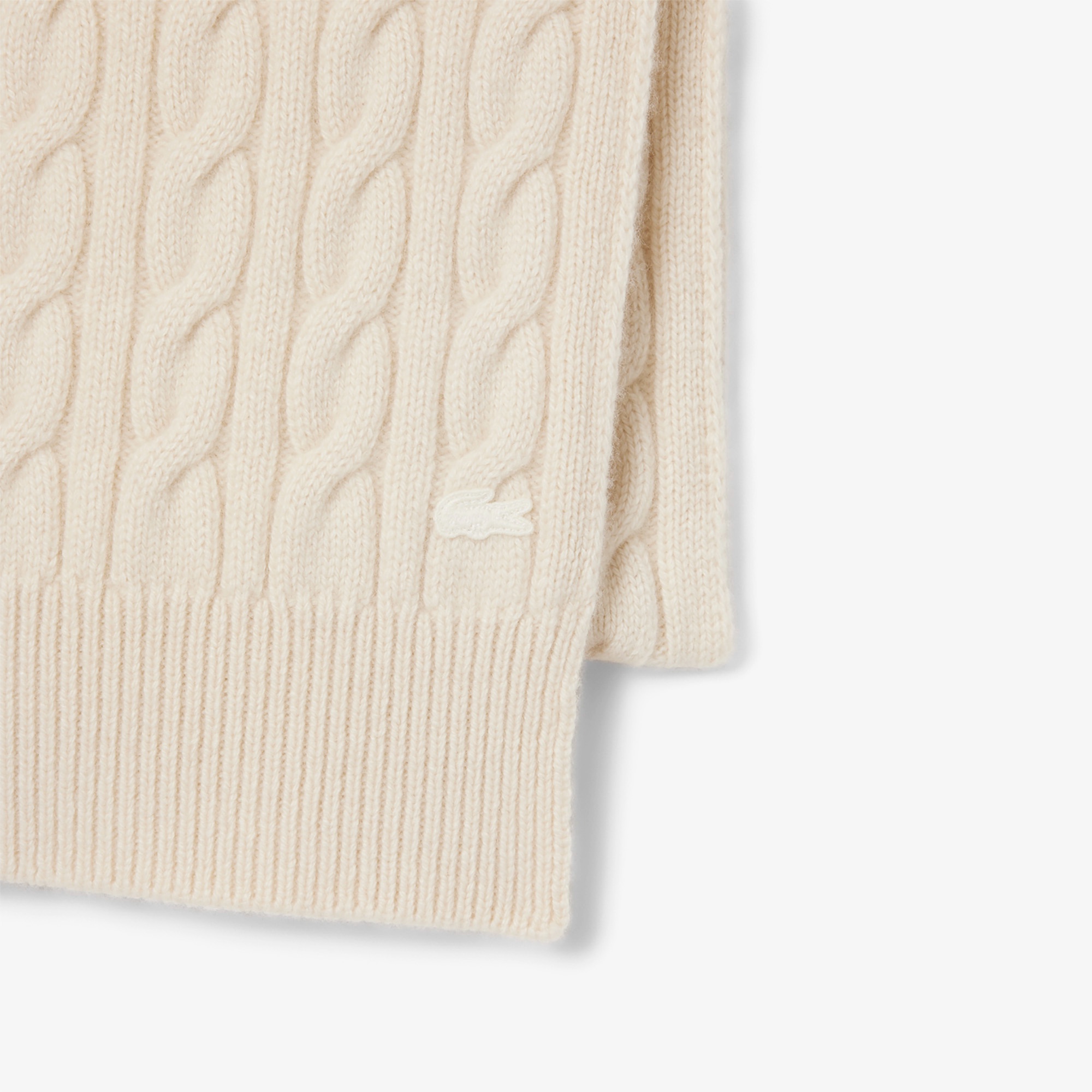 『FW25 Fashion Show』カシミアケーブルニットマフラー