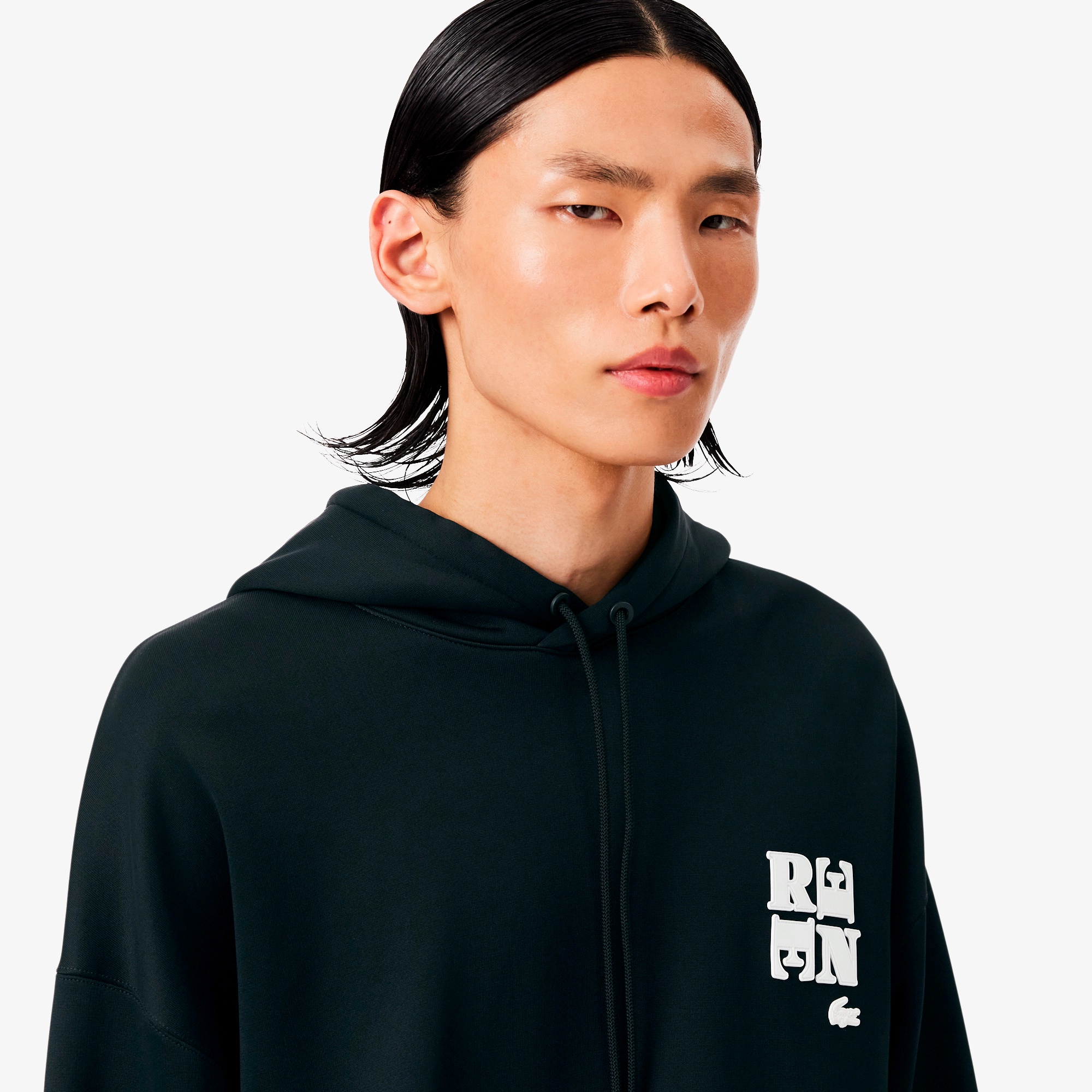 『FW25 Fashion Show』RENEワッペンハイネックハーフジップスウェット