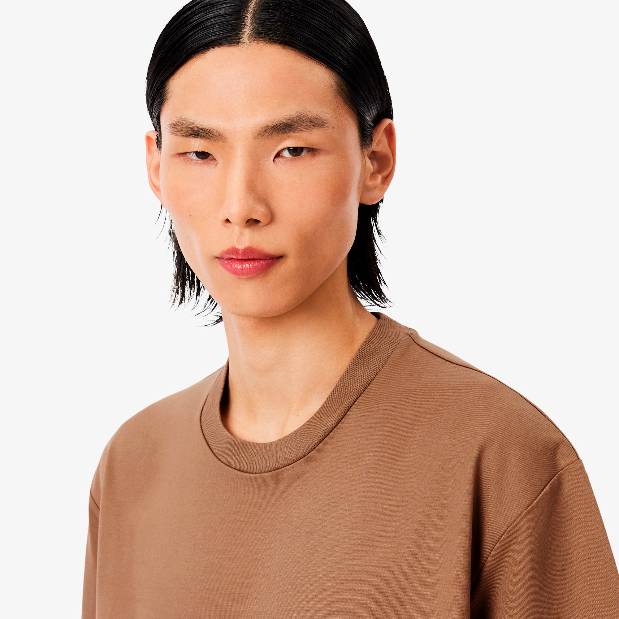 『FW25 Fashion Show』ビーズワニモチーフTシャツ