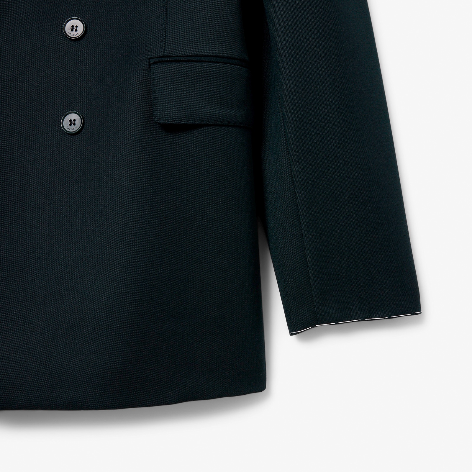 『FW25 Fashion Show』ダブルブレストライトウールブレザー