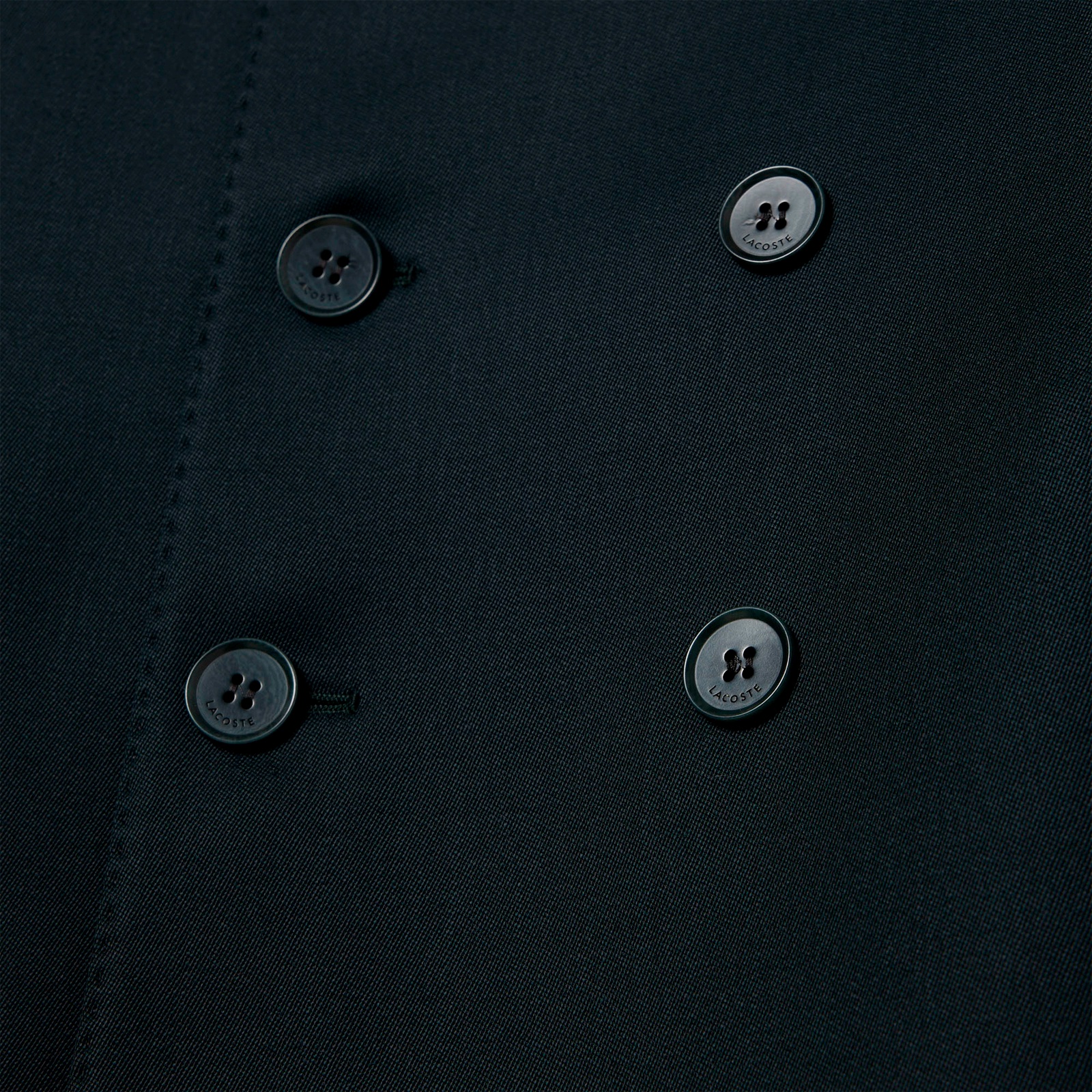 『FW25 Fashion Show』ダブルブレストライトウールブレザー