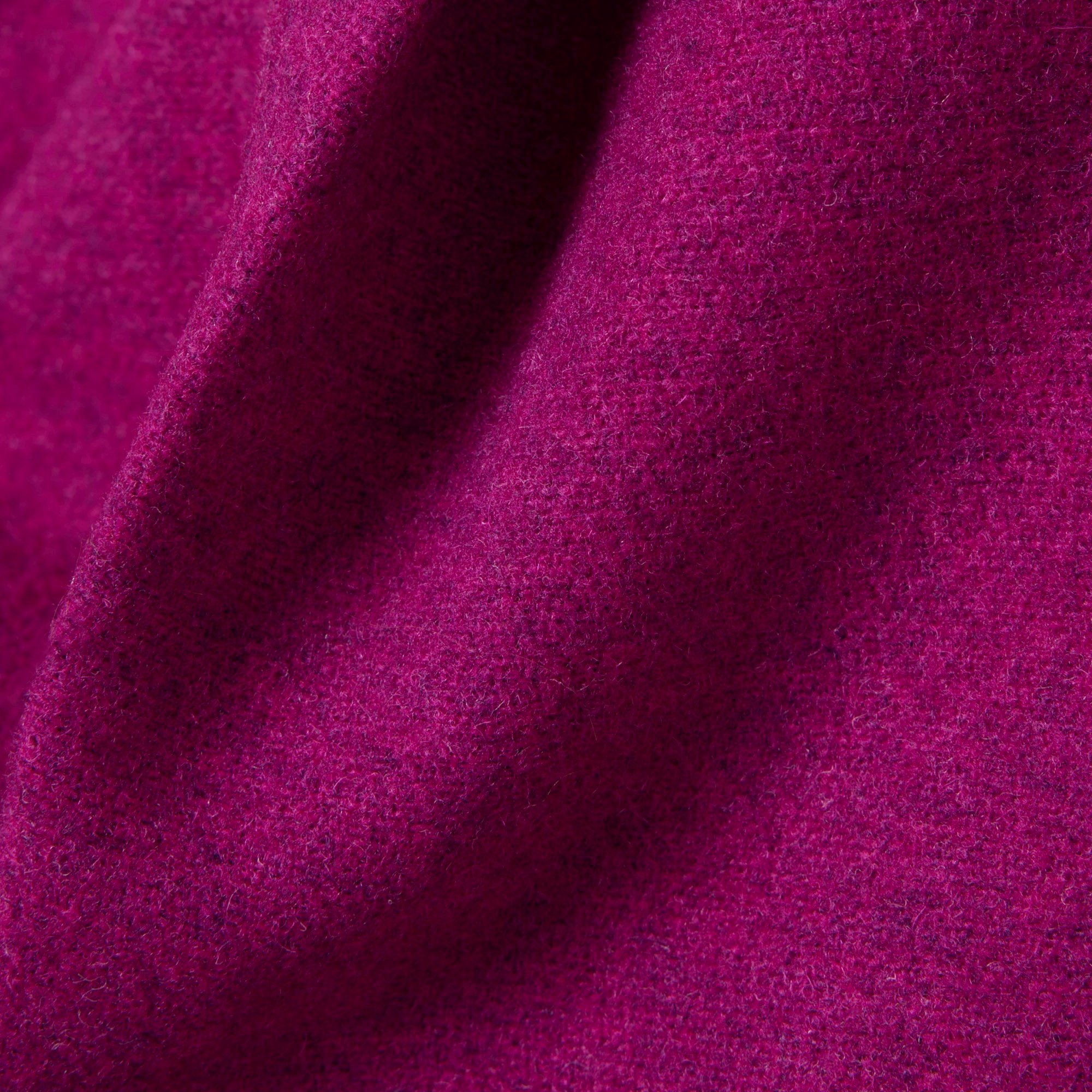 『FW25 Fashion Show』ワイドフィット スラブウール テーラードパンツ