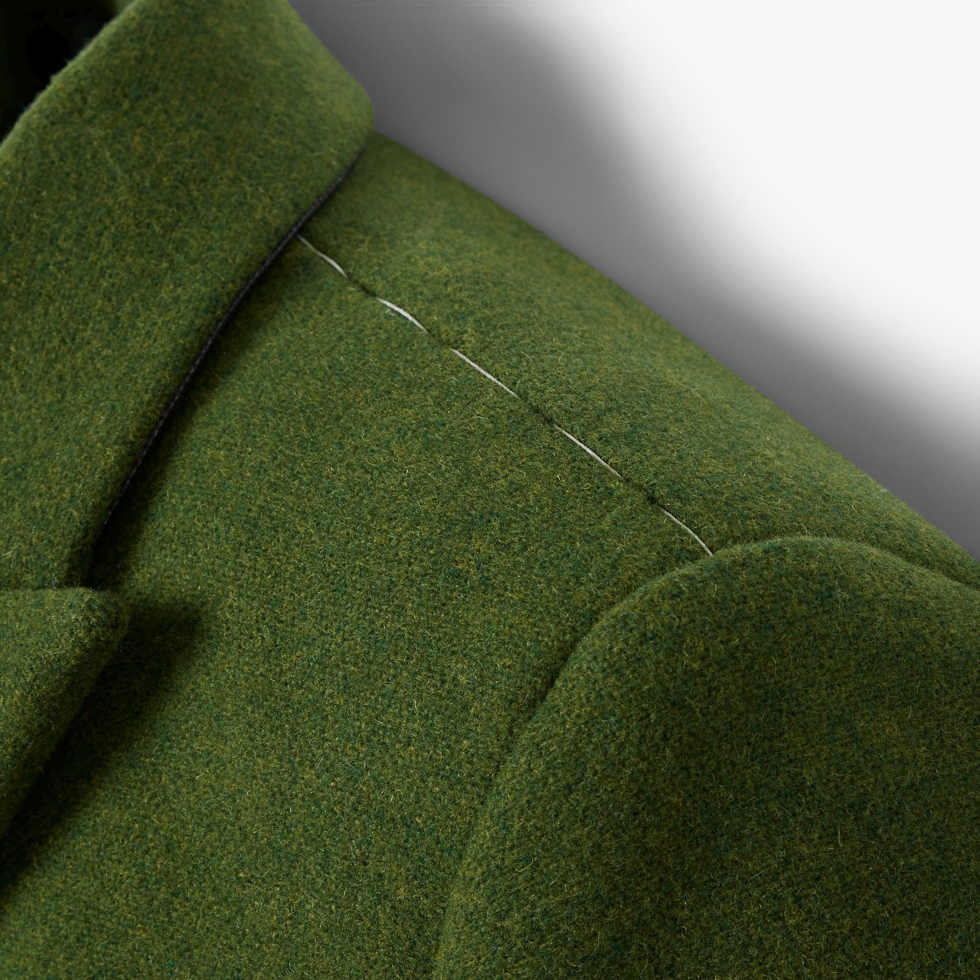 『FW25 Fashion Show』スラブウール ダブルブレスト ブレザー