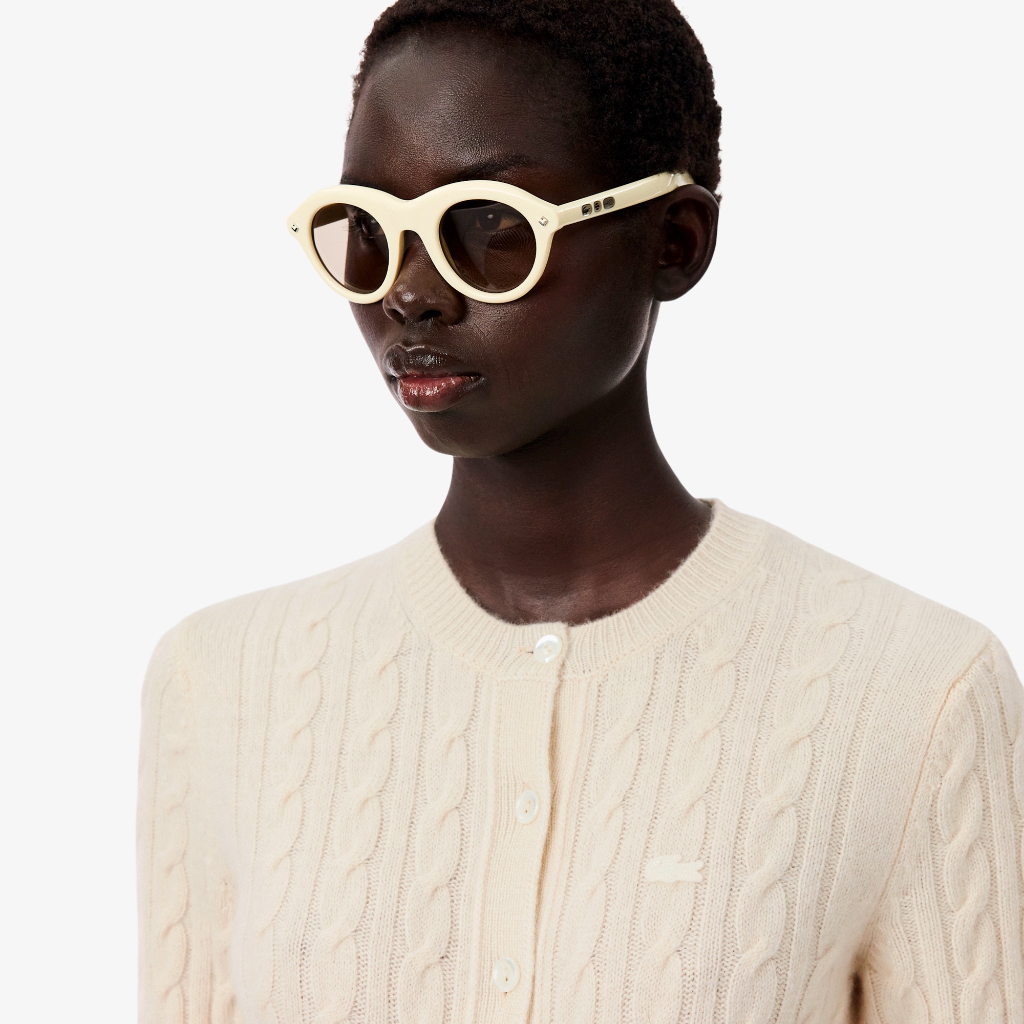 『FW25 Fashion Show』カシミアケーブルニットカーディガン