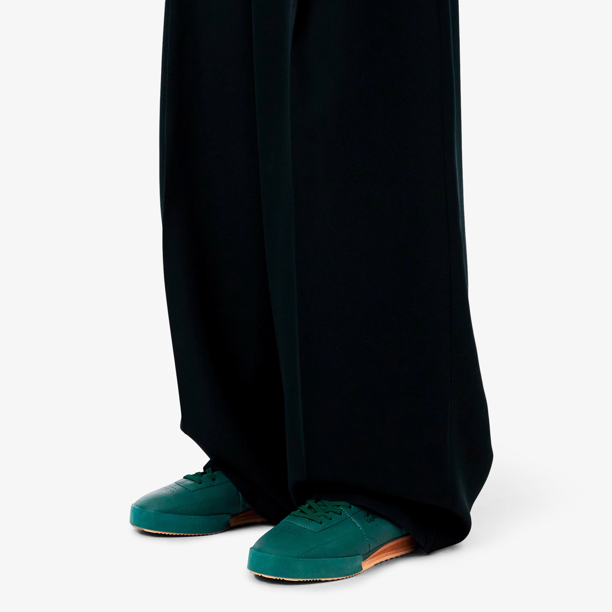 『FW25 Fashion Show』メンズ AURA RWY 1 225 SMA