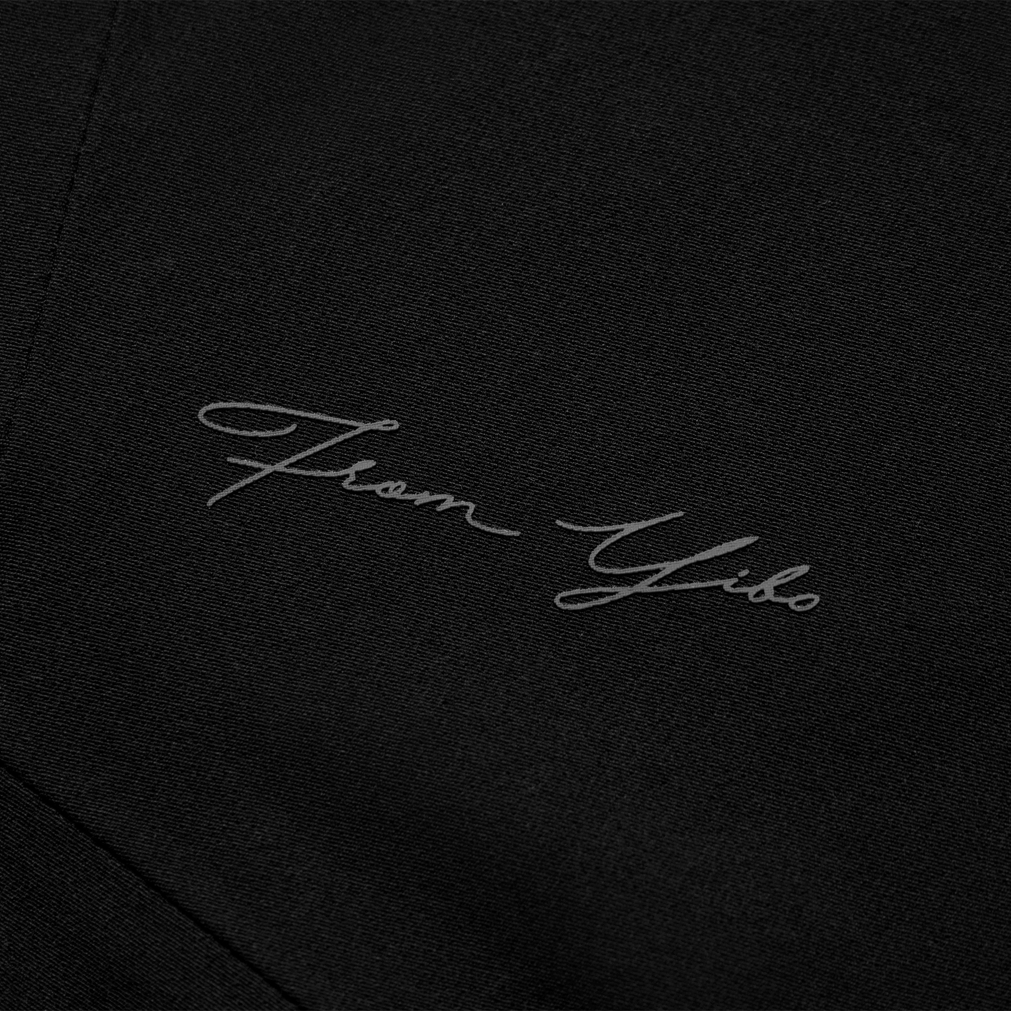 『Lacoste from Yibo』ストレートフィットウォーターレペレントパンツ