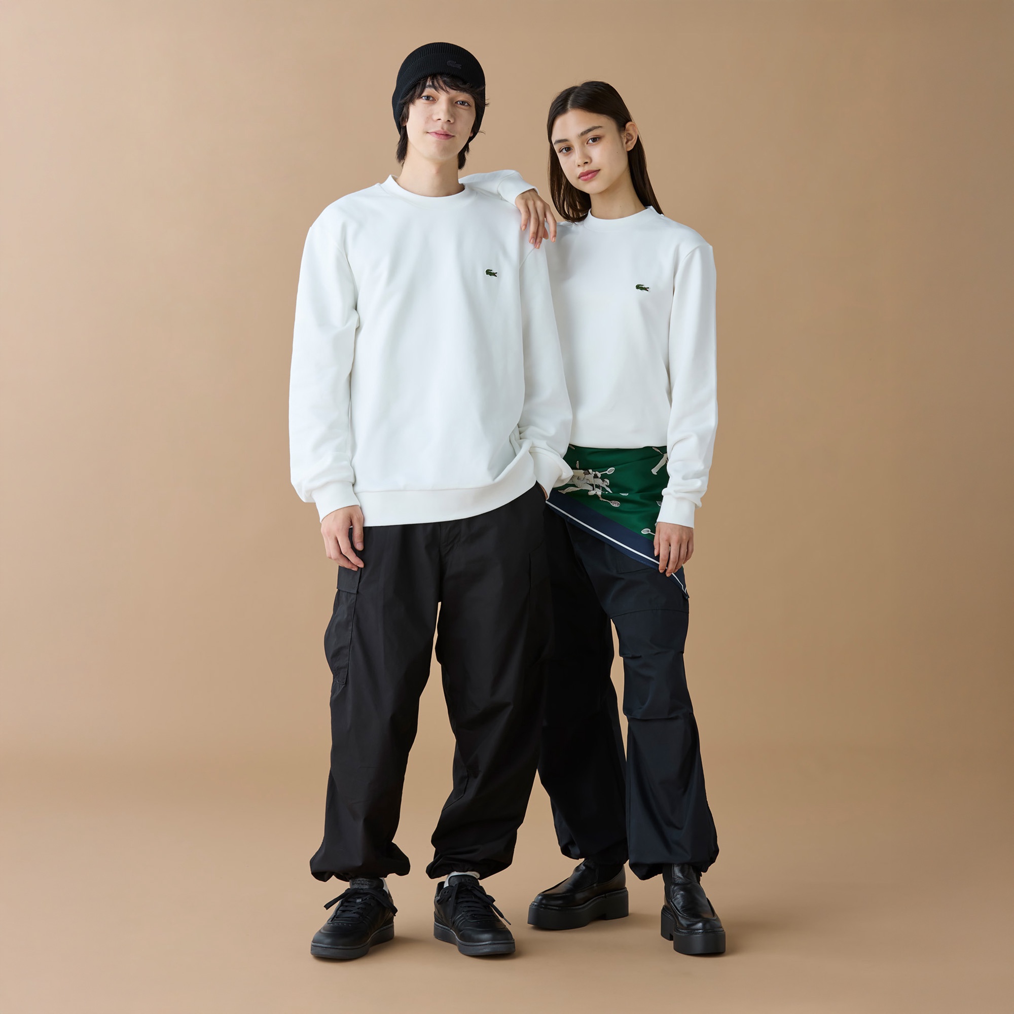 エッセンシャルクルーネックスウェット