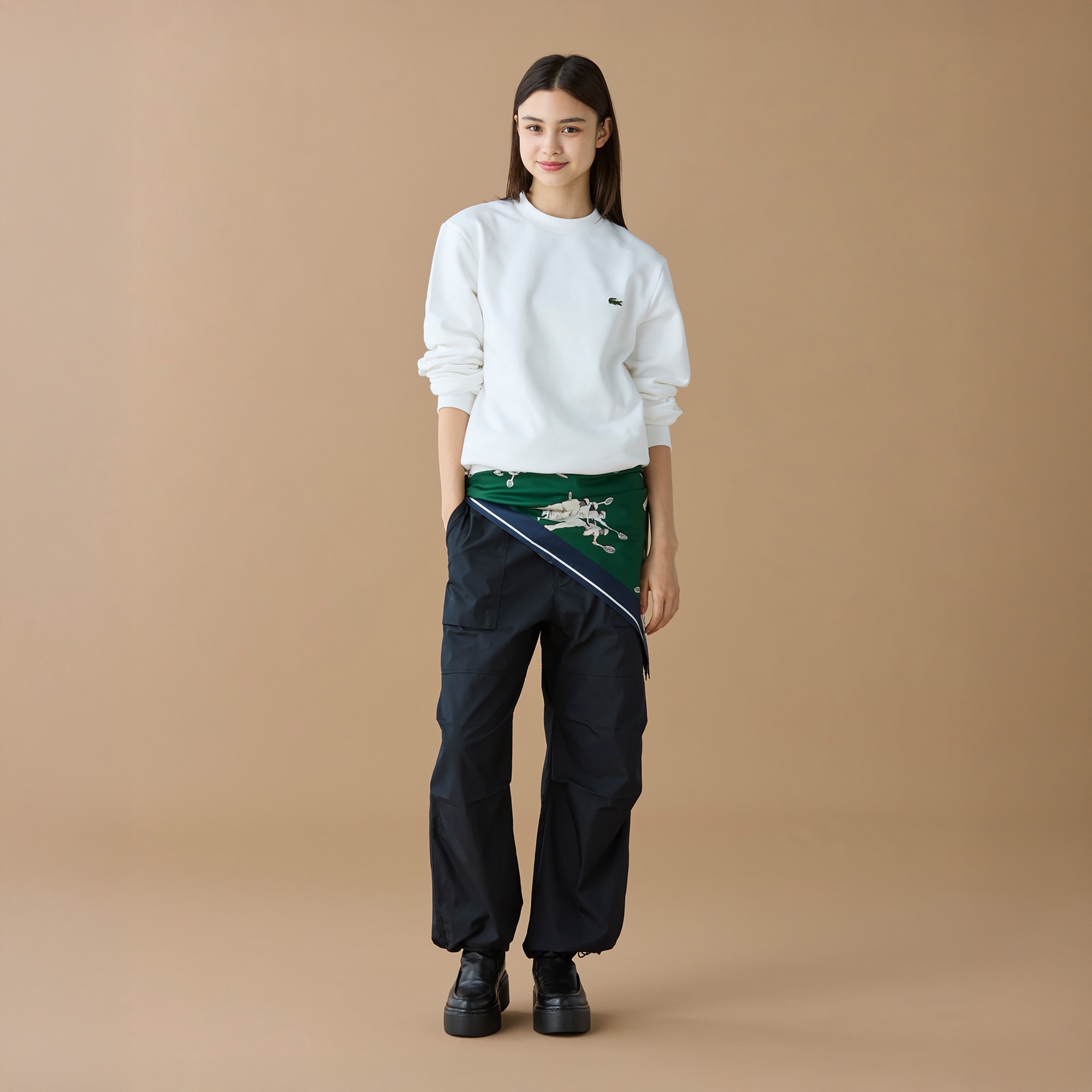 エッセンシャルクルーネックスウェット