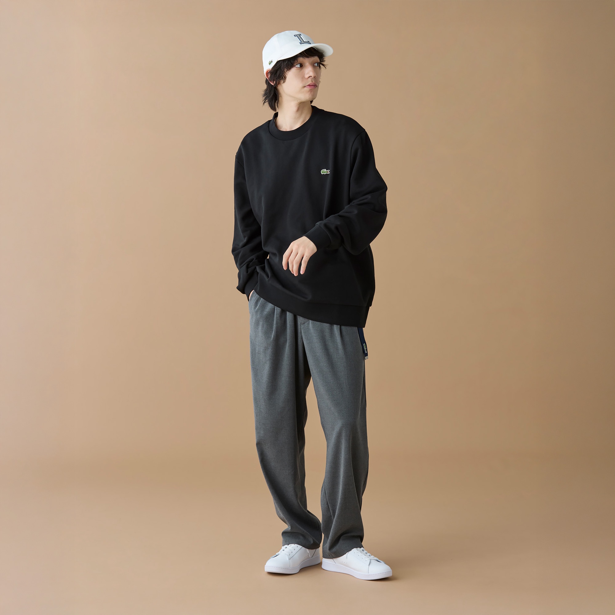 エッセンシャルクルーネックスウェット