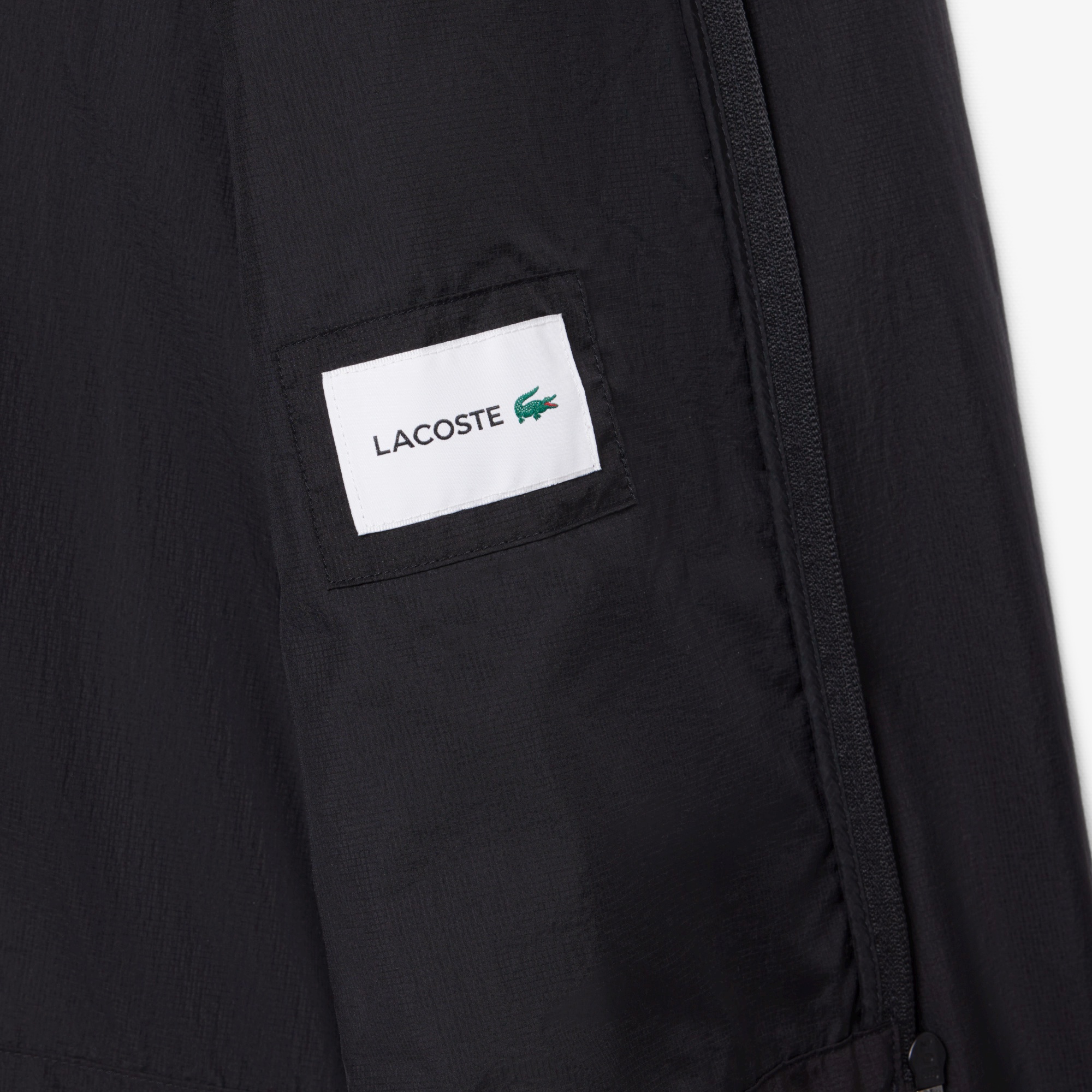 撥水ライトウェイトパッカブルジャケット