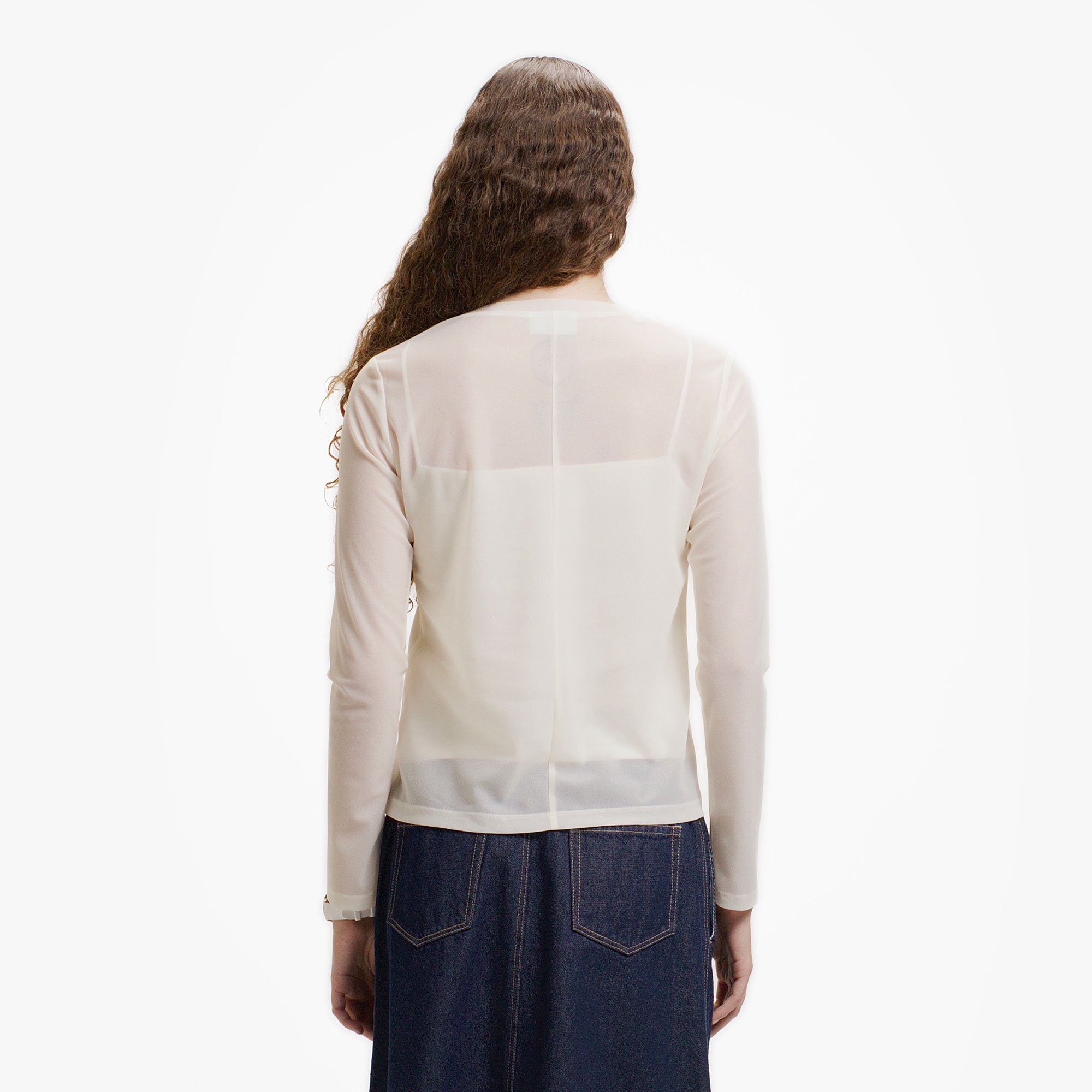 シアーレイヤードロングスリーブTシャツ