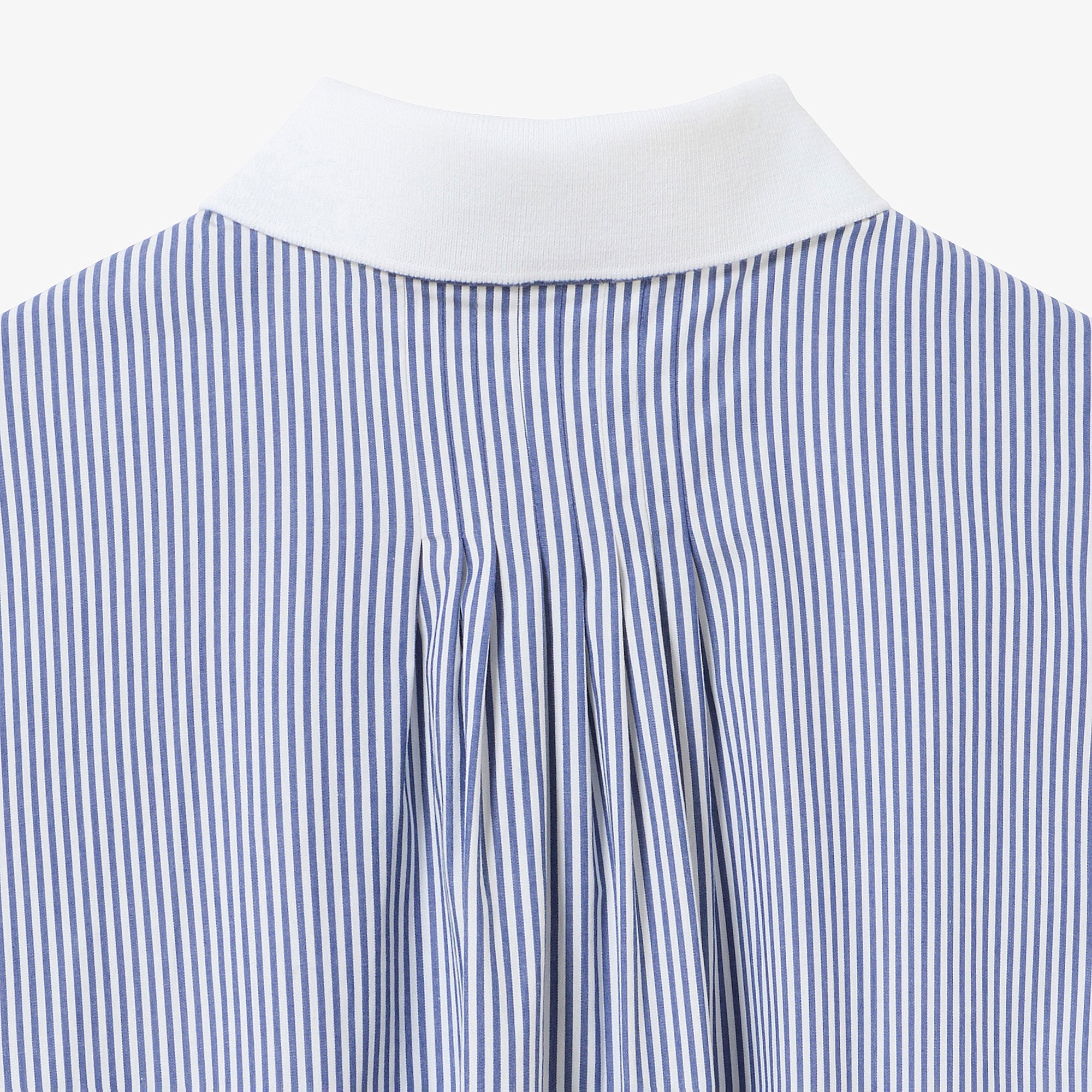 ノースリーブAラインシャツ