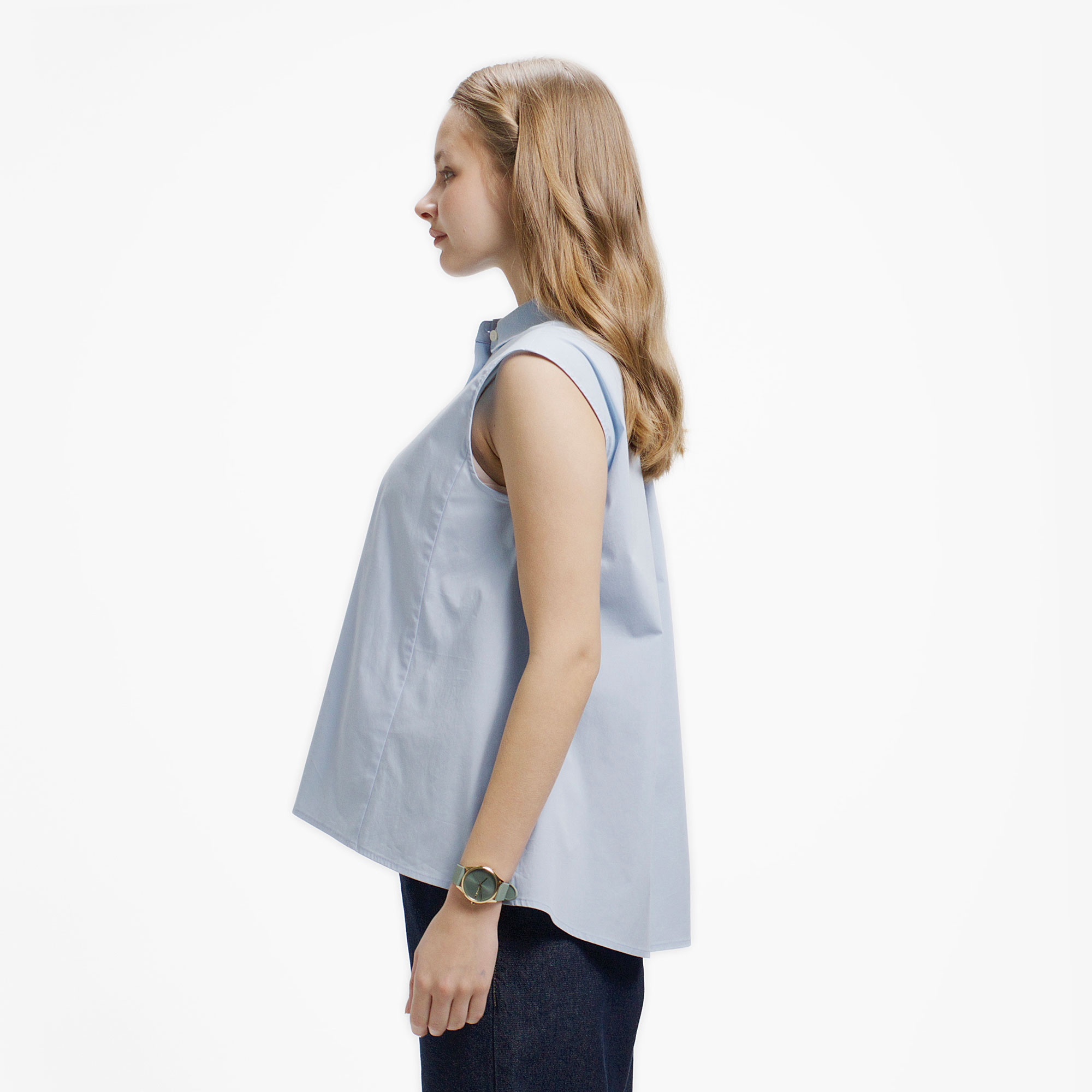 ノースリーブAラインシャツ