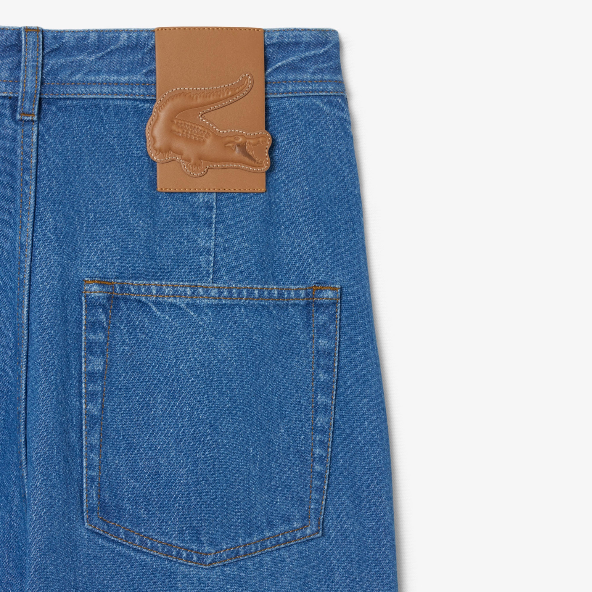 『SS26 Fashion Show』 バレルレッグデニムパンツ