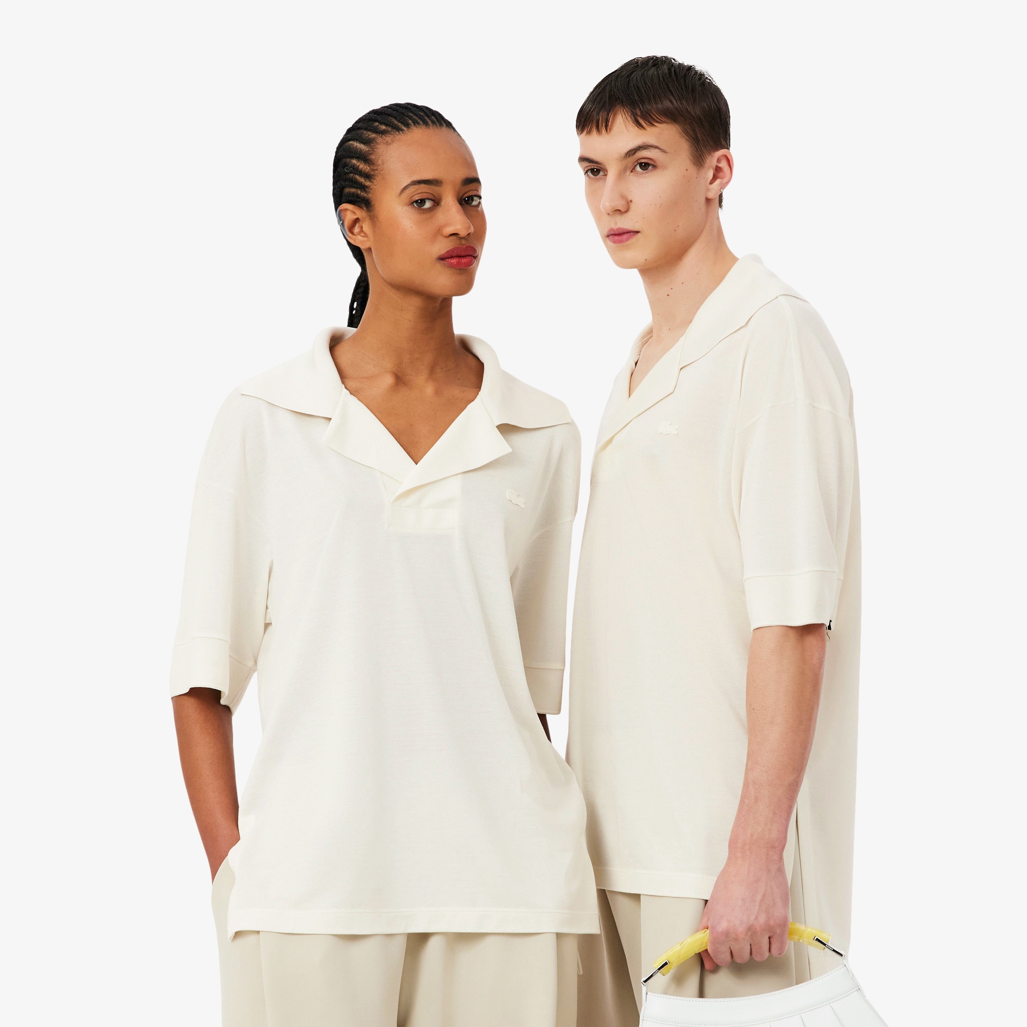 『SS26 Fashion Show』 シルク鹿の子ボタンレスポロシャツ