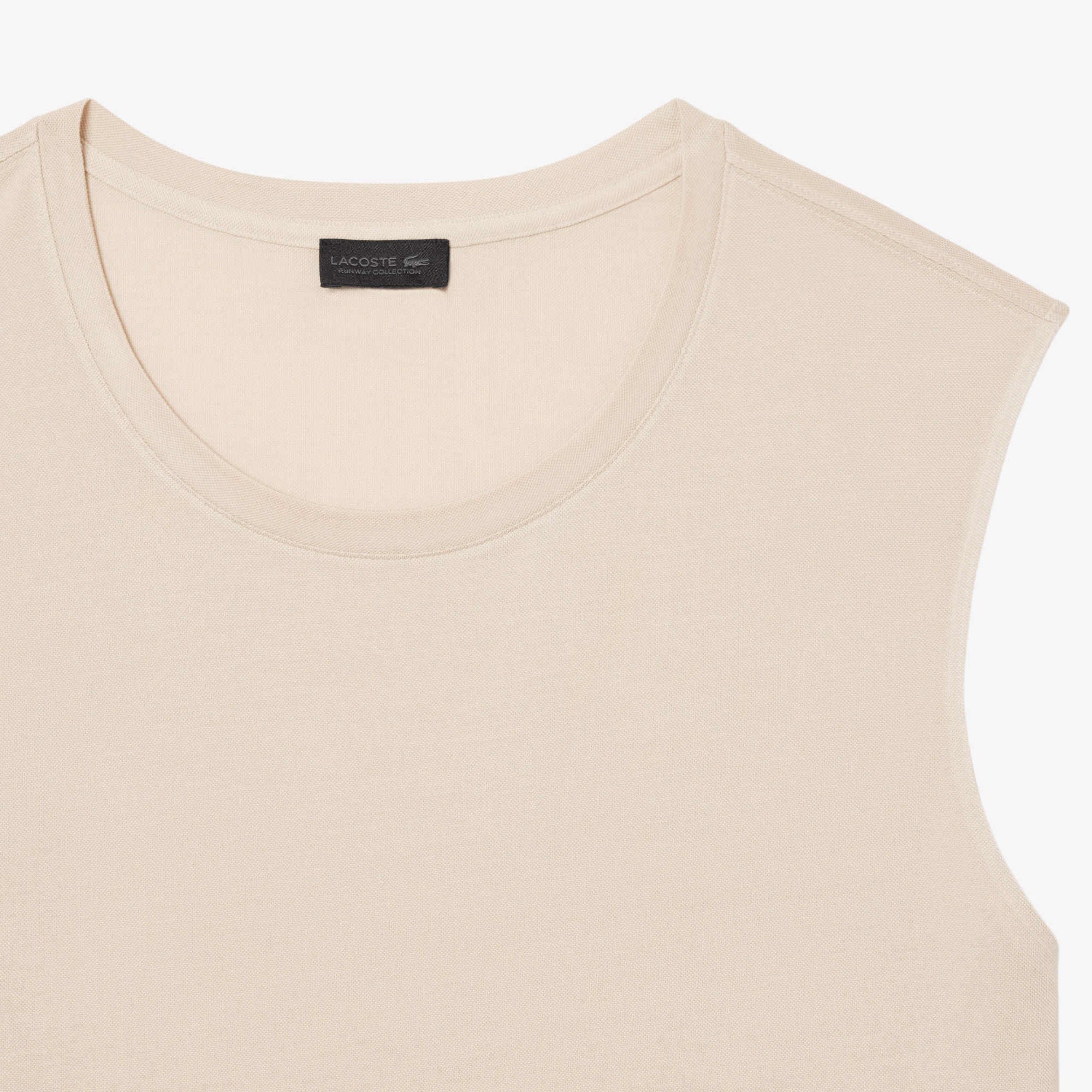 『SS26 Fashion Show』 シルク鹿の子地ノースリーブ