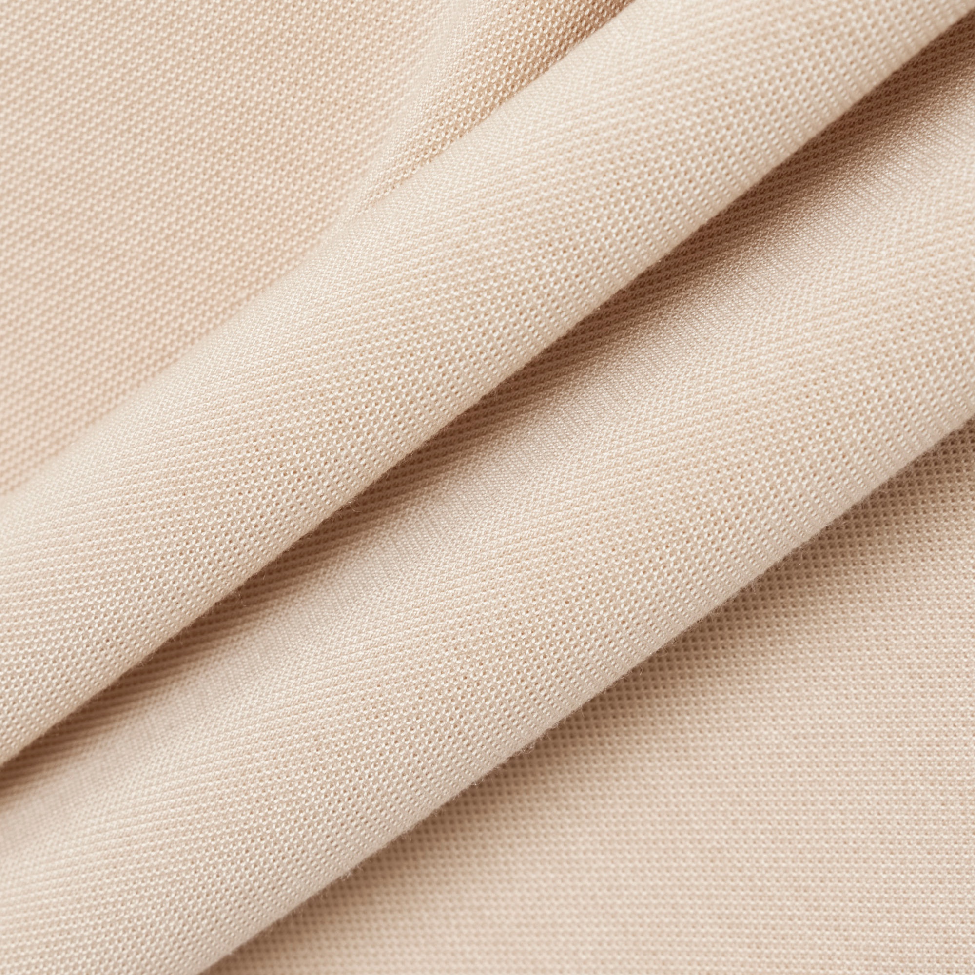 『SS26 Fashion Show』 シルク鹿の子地ノースリーブ