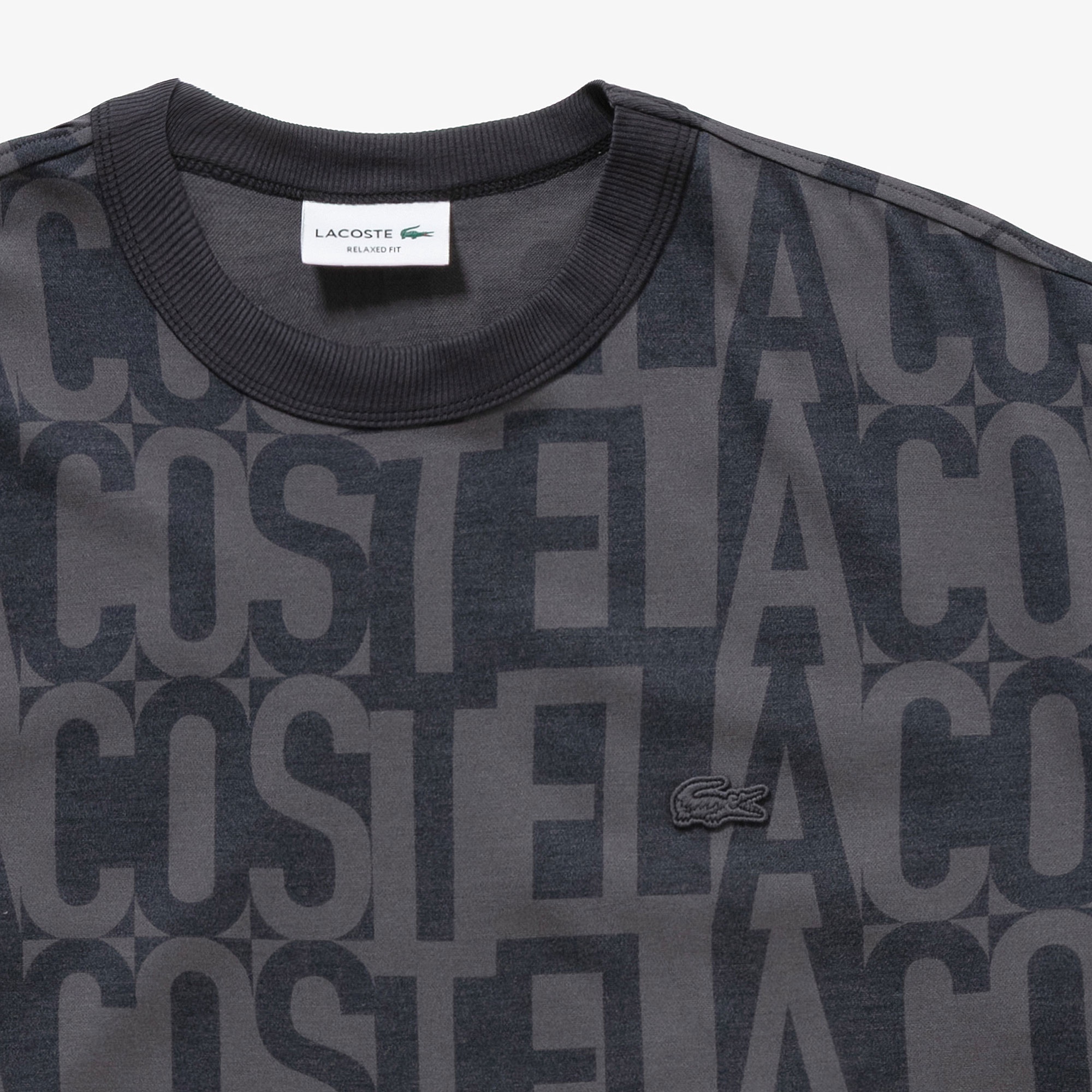 クールマックスブランドネームロゴ総柄Tシャツ