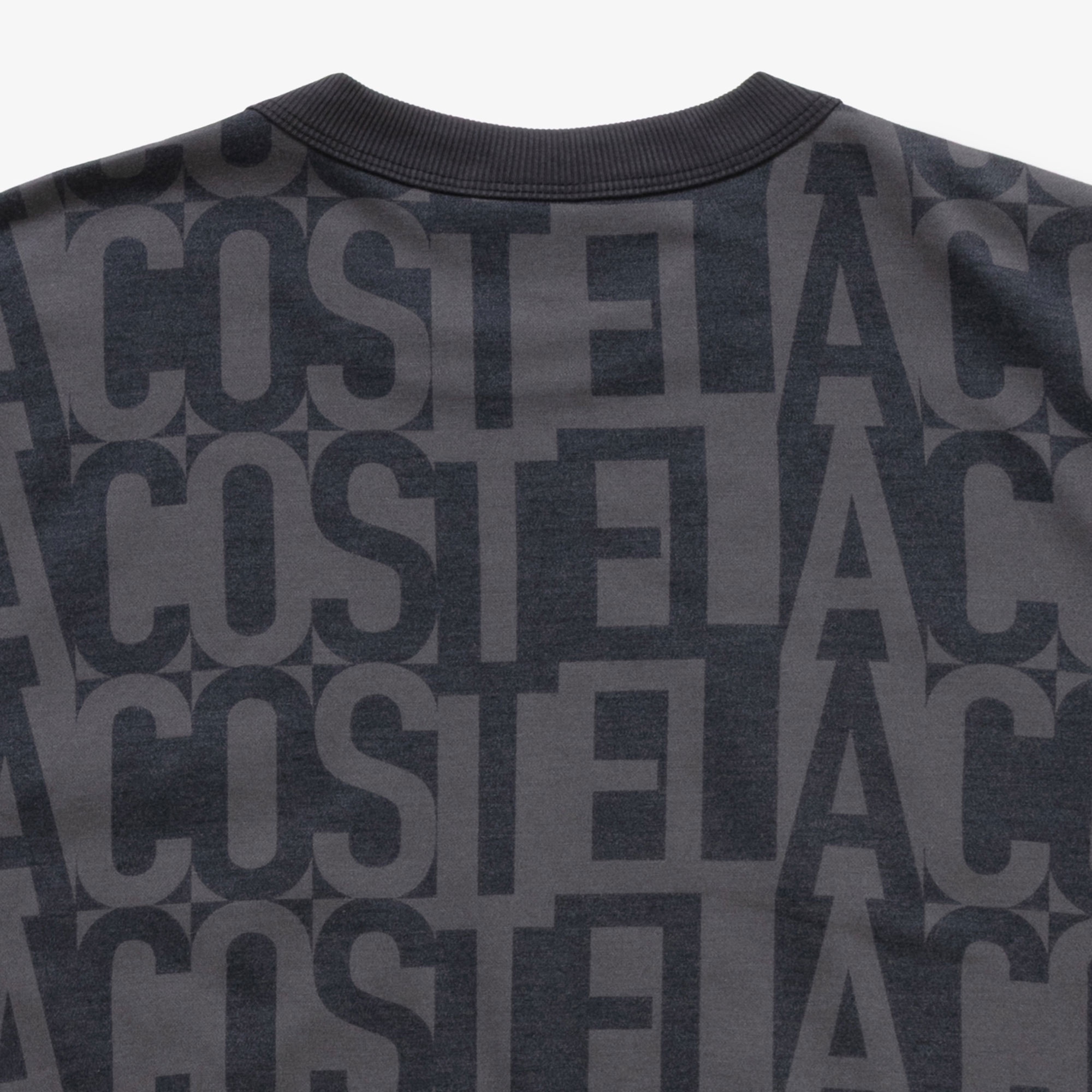 クールマックスブランドネームロゴ総柄Tシャツ