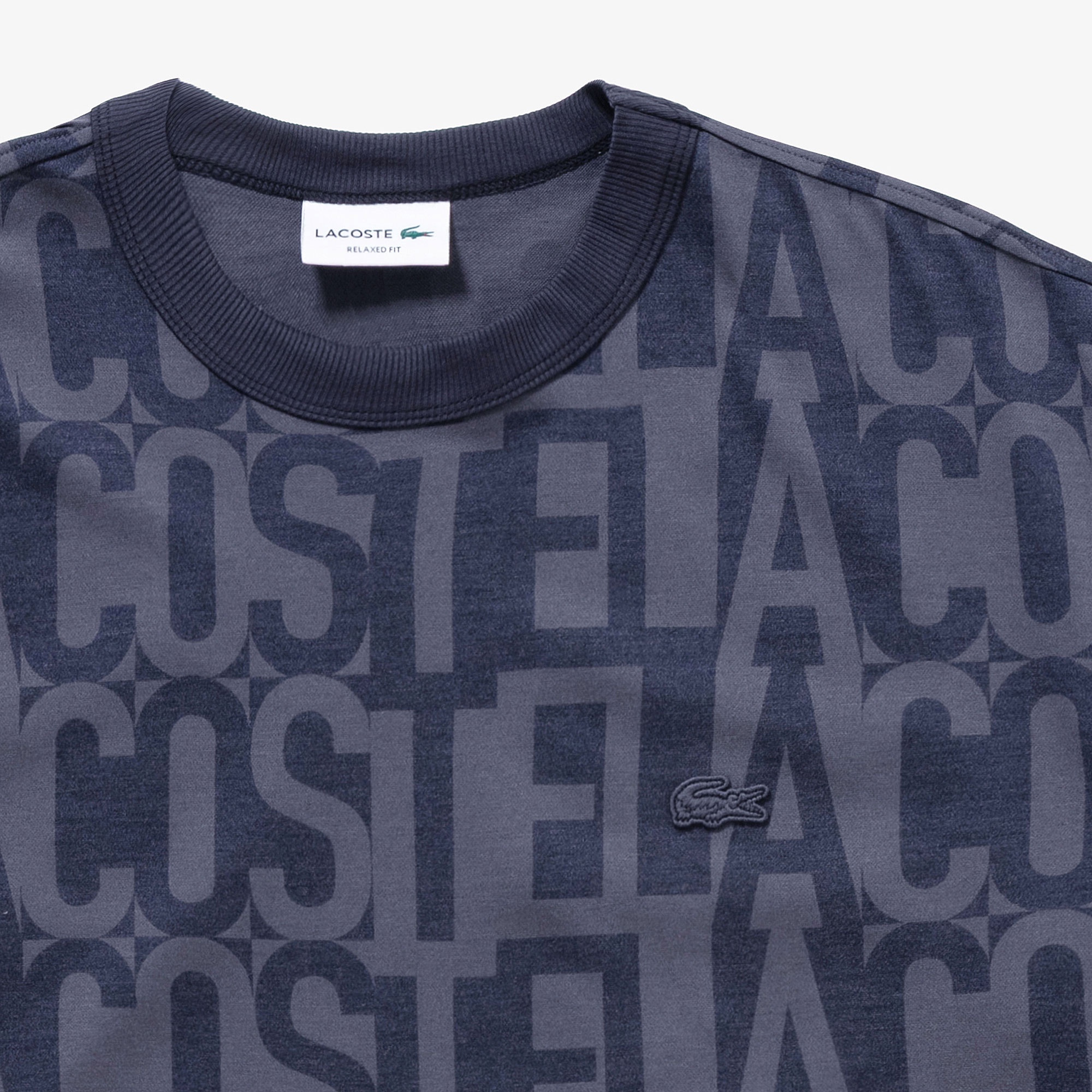 クールマックスブランドネームロゴ総柄Tシャツ
